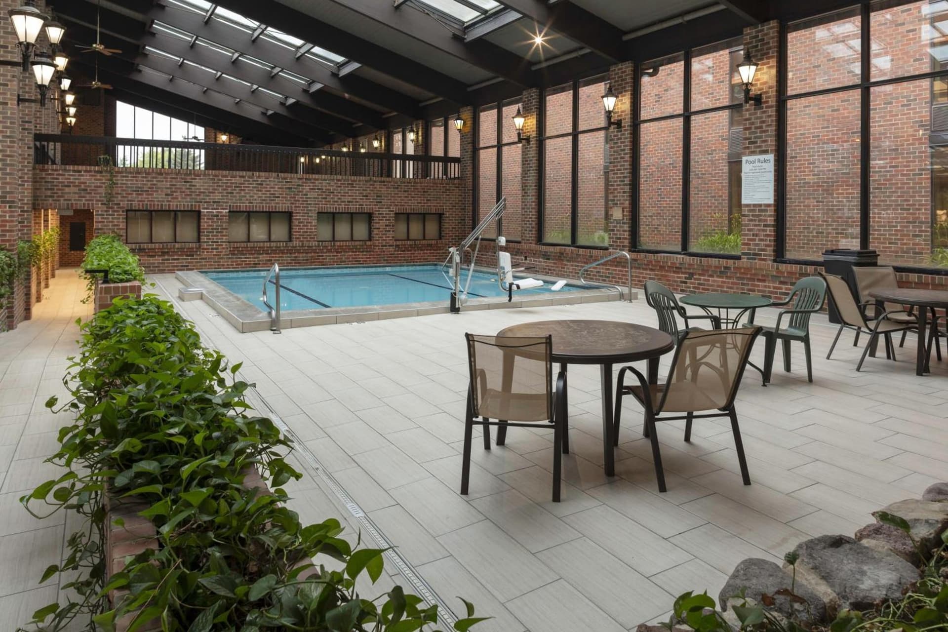 William Tell Hotel MOD Collection by Sonesta gallery photo in Countryside, IL — image 16
