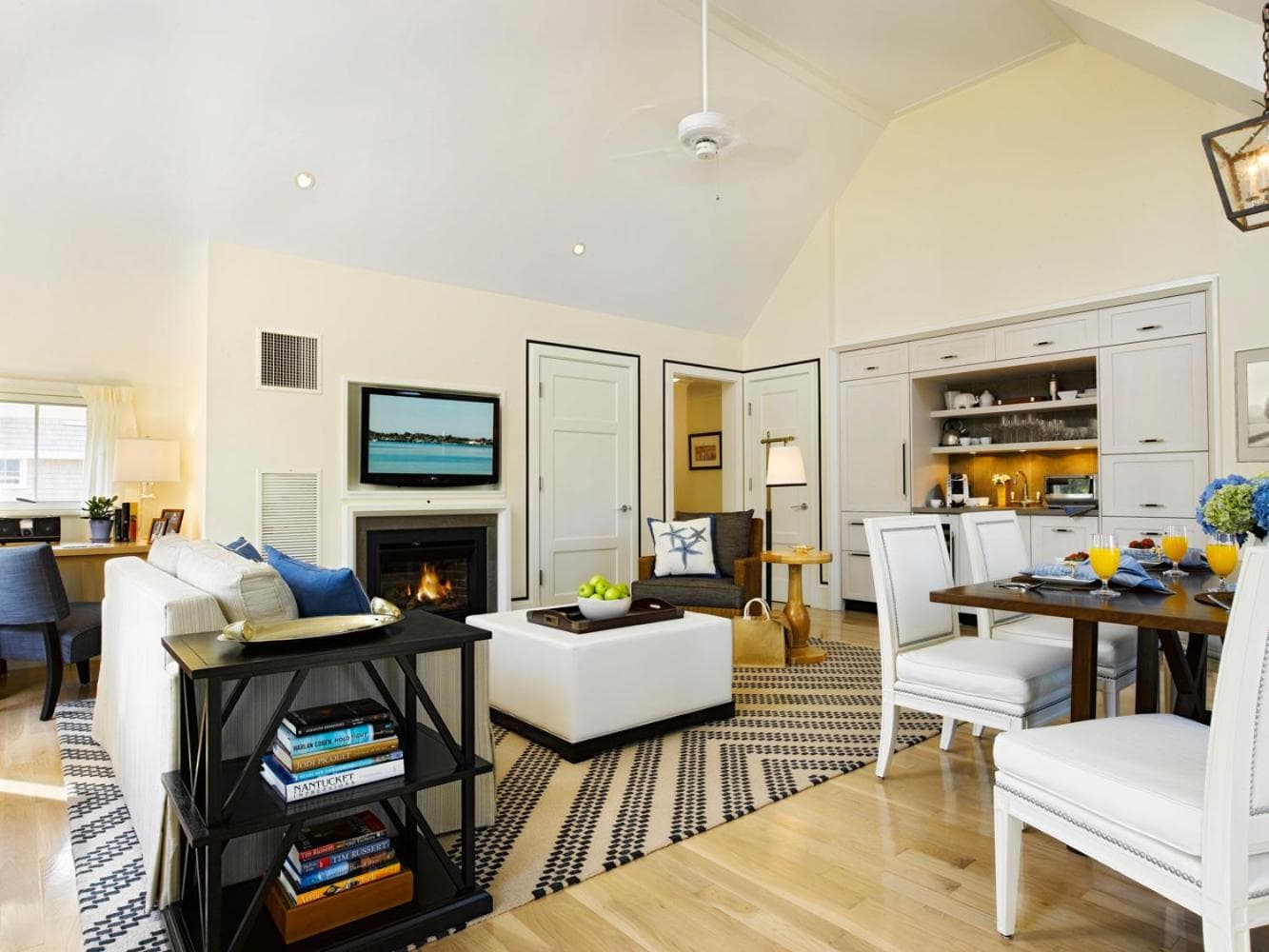 White Elephant Hotel property views in Nantucket, MA — gallery photo 3