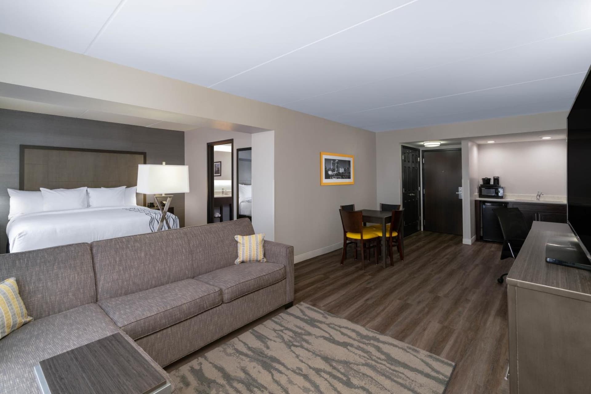 La Quinta by Wyndham Raleigh Downtown North property views in Raleigh, NC — gallery photo 3