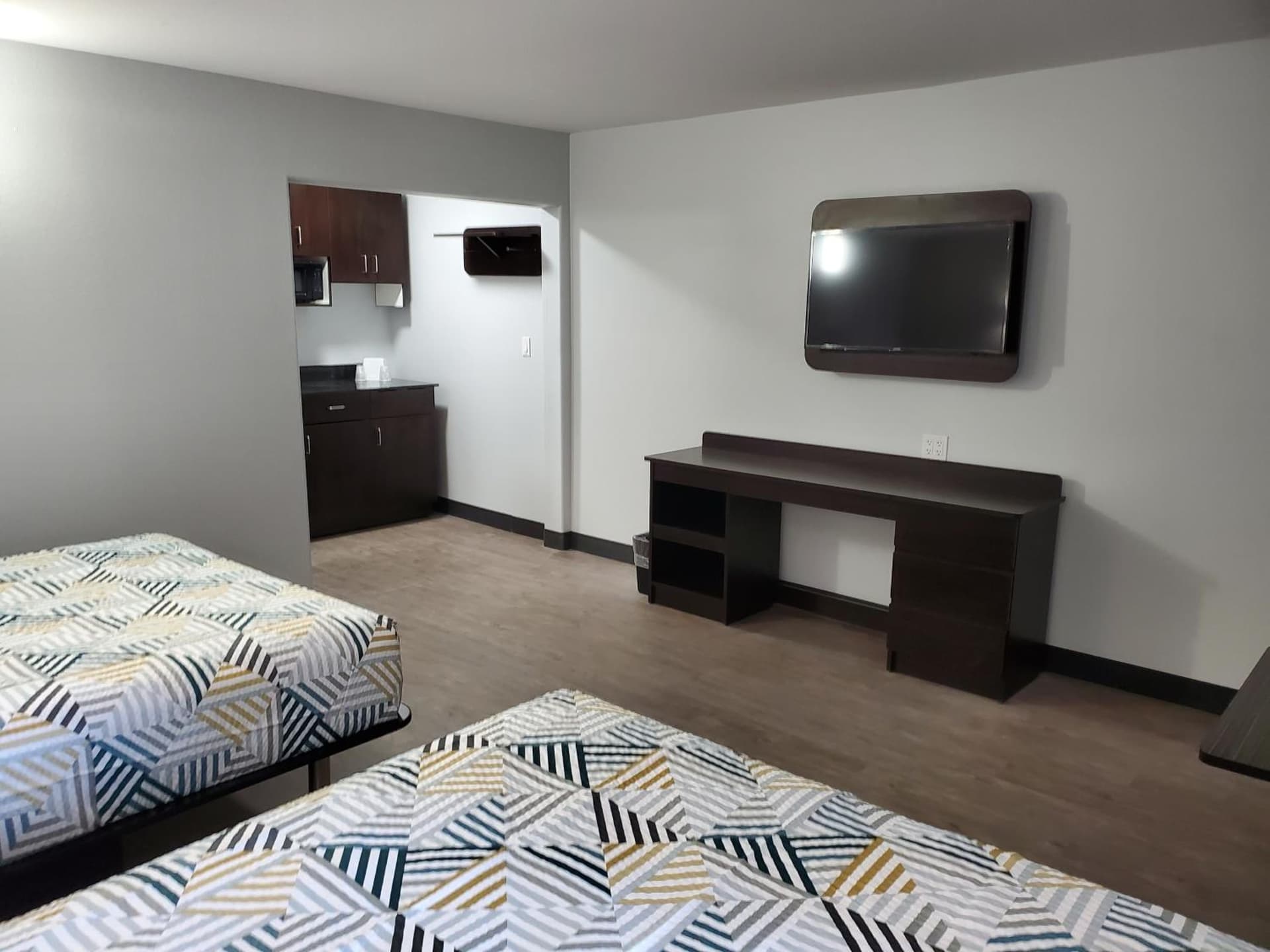 Motel 6-Show Low, AZ property views in Show Low, AZ — gallery photo 3