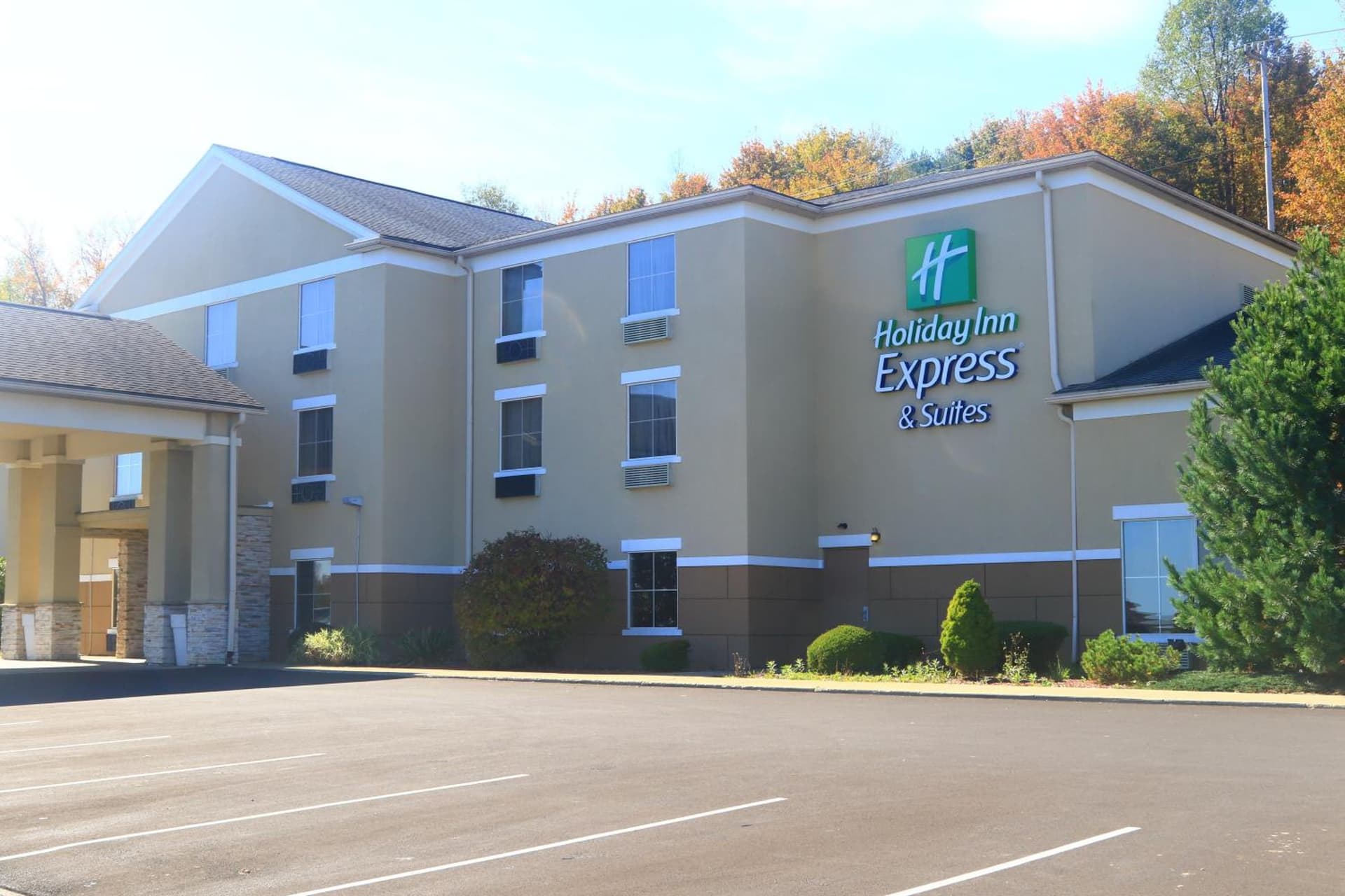 Holiday Inn Express & Suites St Marys by IHG featured exterior or lobby in Grandview, PA — similar hotel