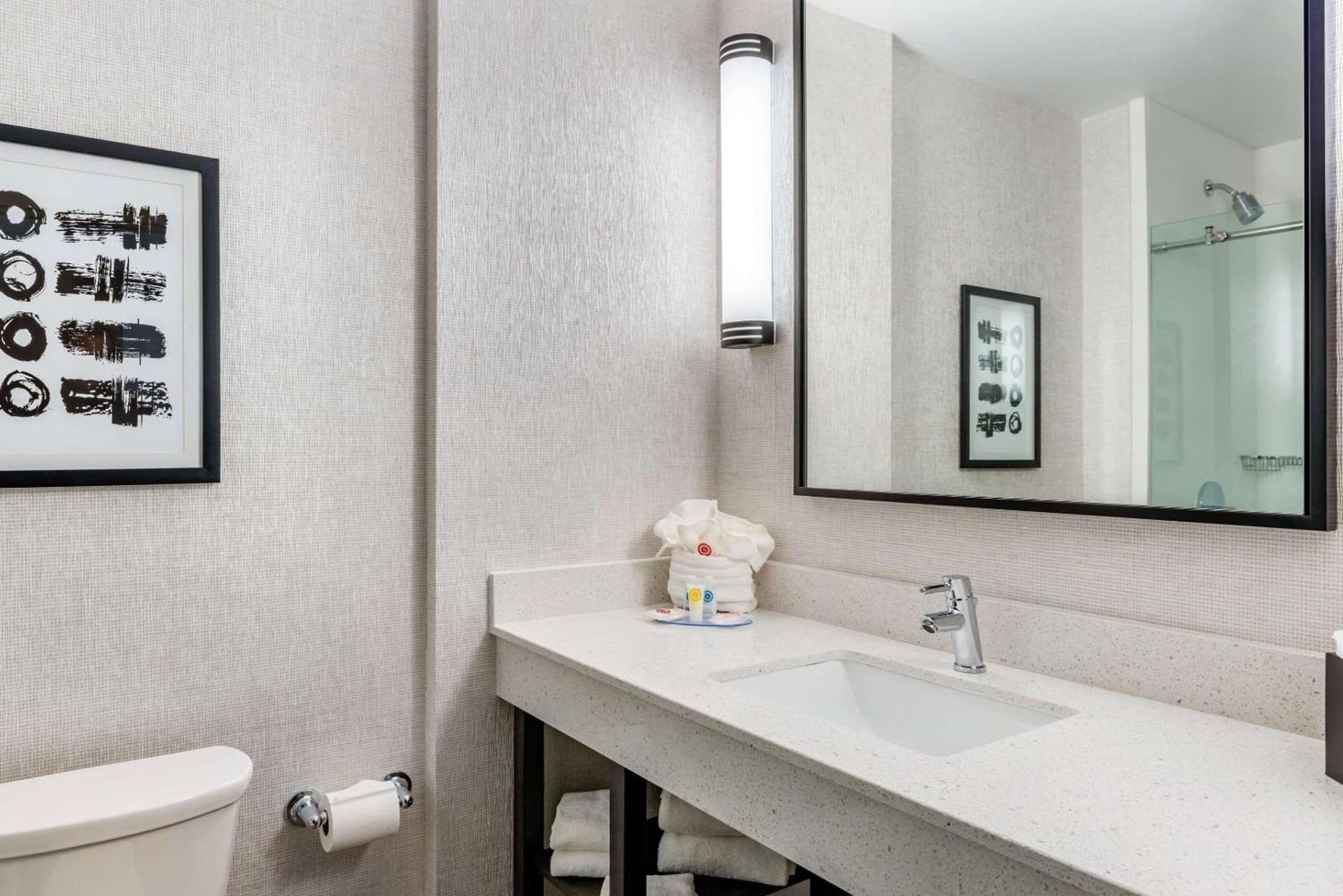 Comfort Inn & Suites Miami International Airport gallery photo in Miami, FL — image 12
