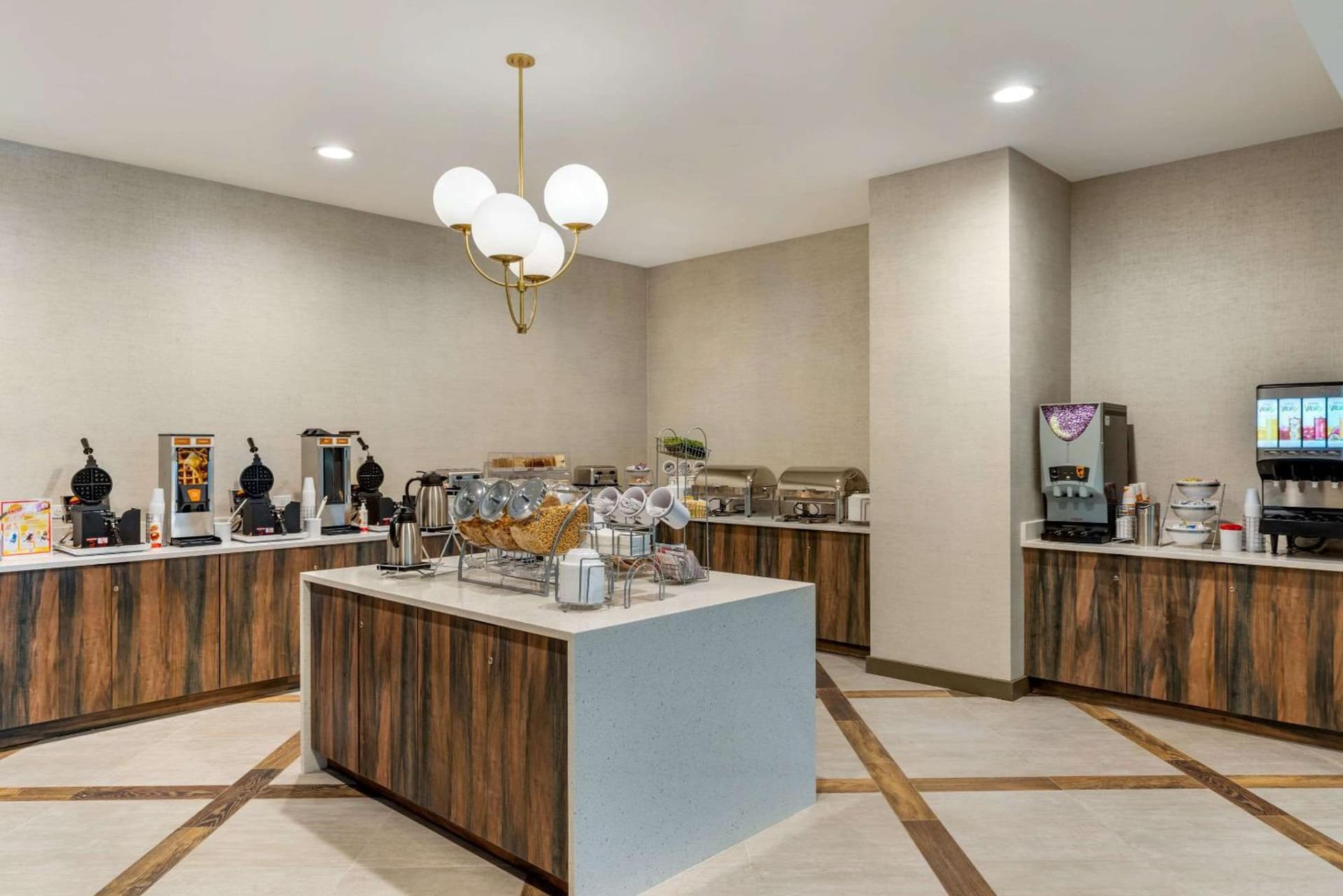 Comfort Inn & Suites Miami International Airport gallery photo in Miami, FL — image 13
