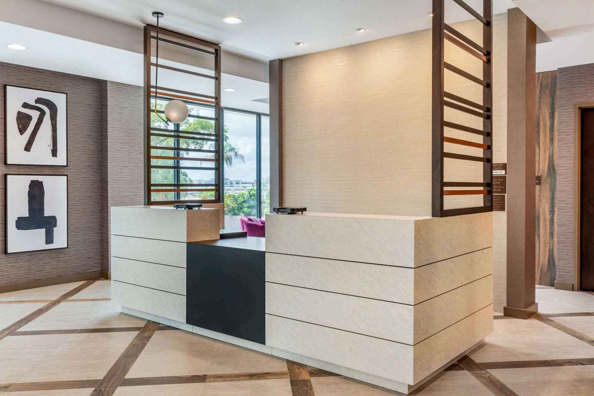 Comfort Inn & Suites Miami International Airport property views in Miami, FL — gallery photo 3