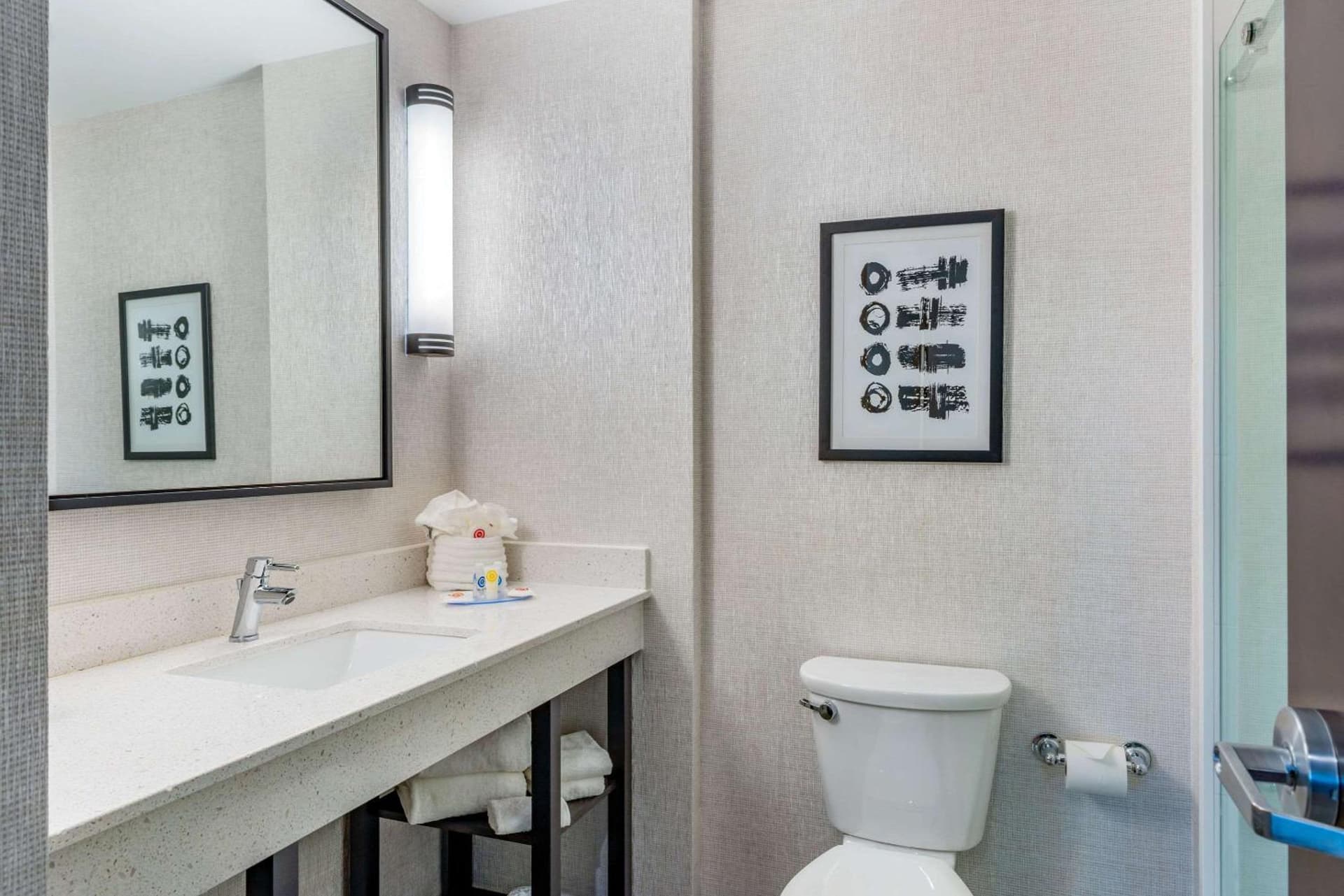 Comfort Inn & Suites Miami International Airport gallery photo in Miami, FL — image 23
