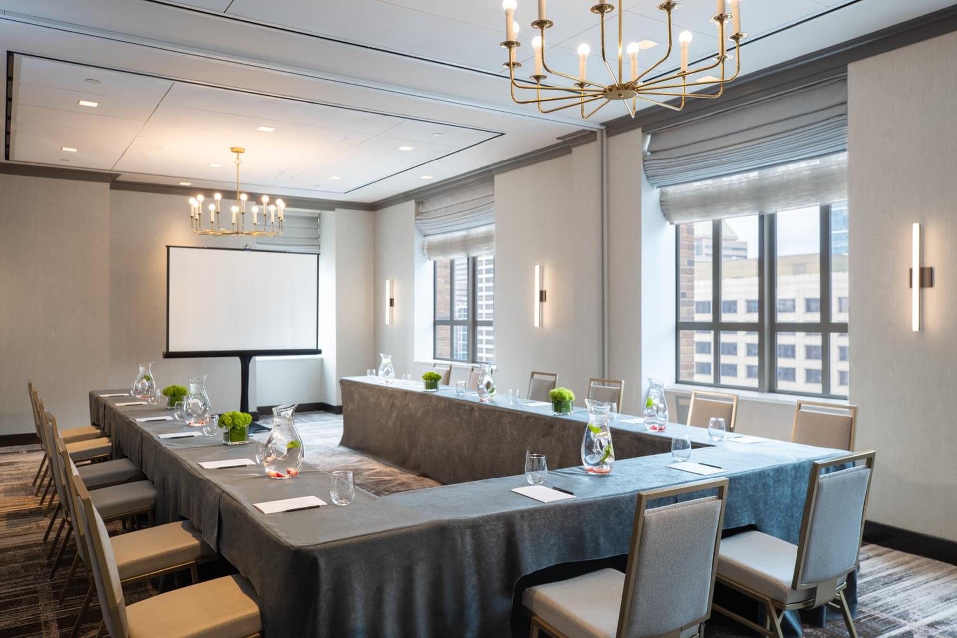 Kimpton Hotel Palomar Philadelphia by IHG gallery photo in Philadelphia, PA — image 12