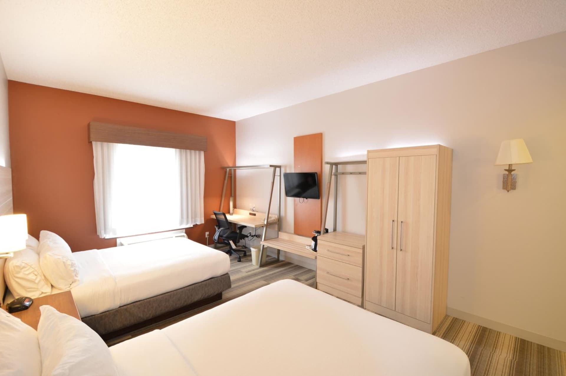 Holiday Inn Express Toledo-Oregon by IHG gallery photo in Oregon, OH — image 27