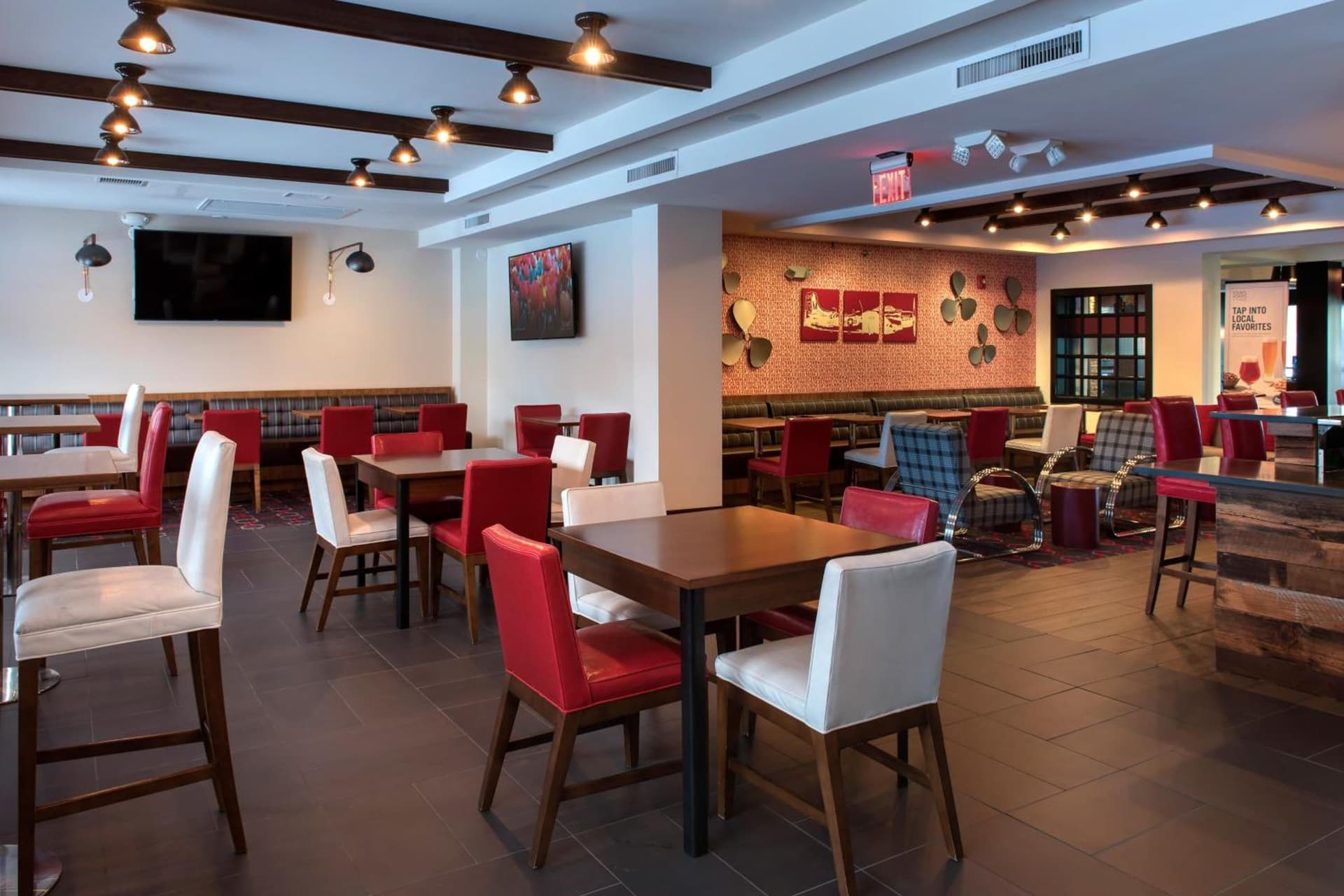 The Crossroads Hotel - Newburgh gallery photo in Newburgh, NY — image 47
