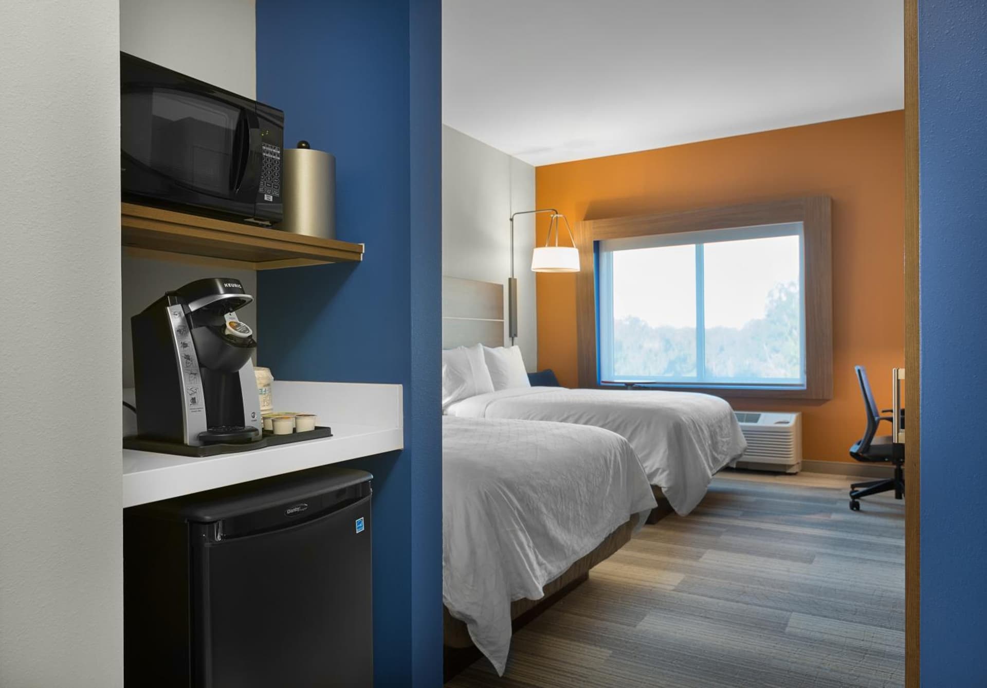 Holiday Inn Express & Suites - Fayetteville South by IHG gallery photo in Fayetteville, NC — image 25