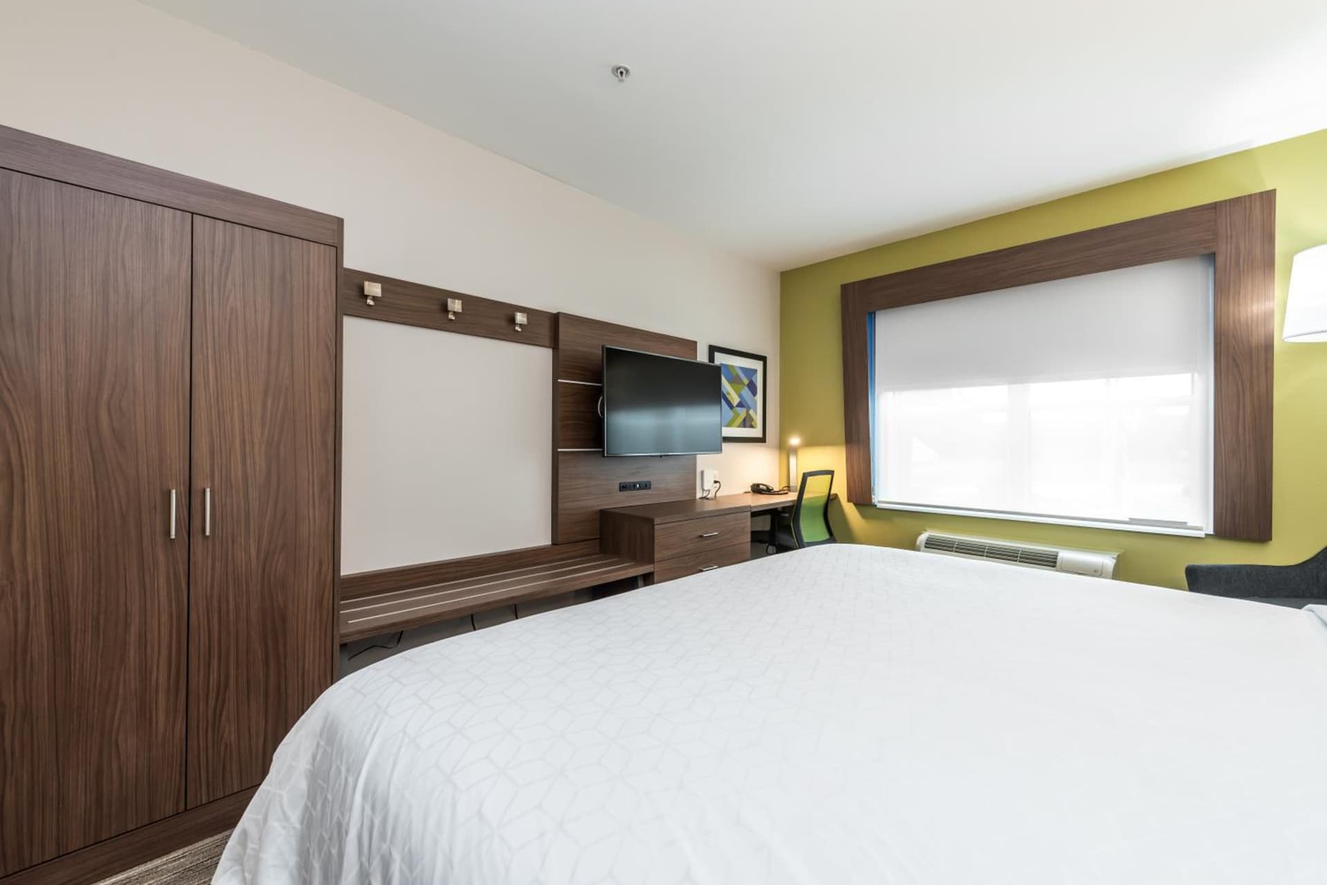 Holiday Inn Express Hotel & Suites Lagrange I-85 by IHG gallery photo in LaGrange, GA — image 5