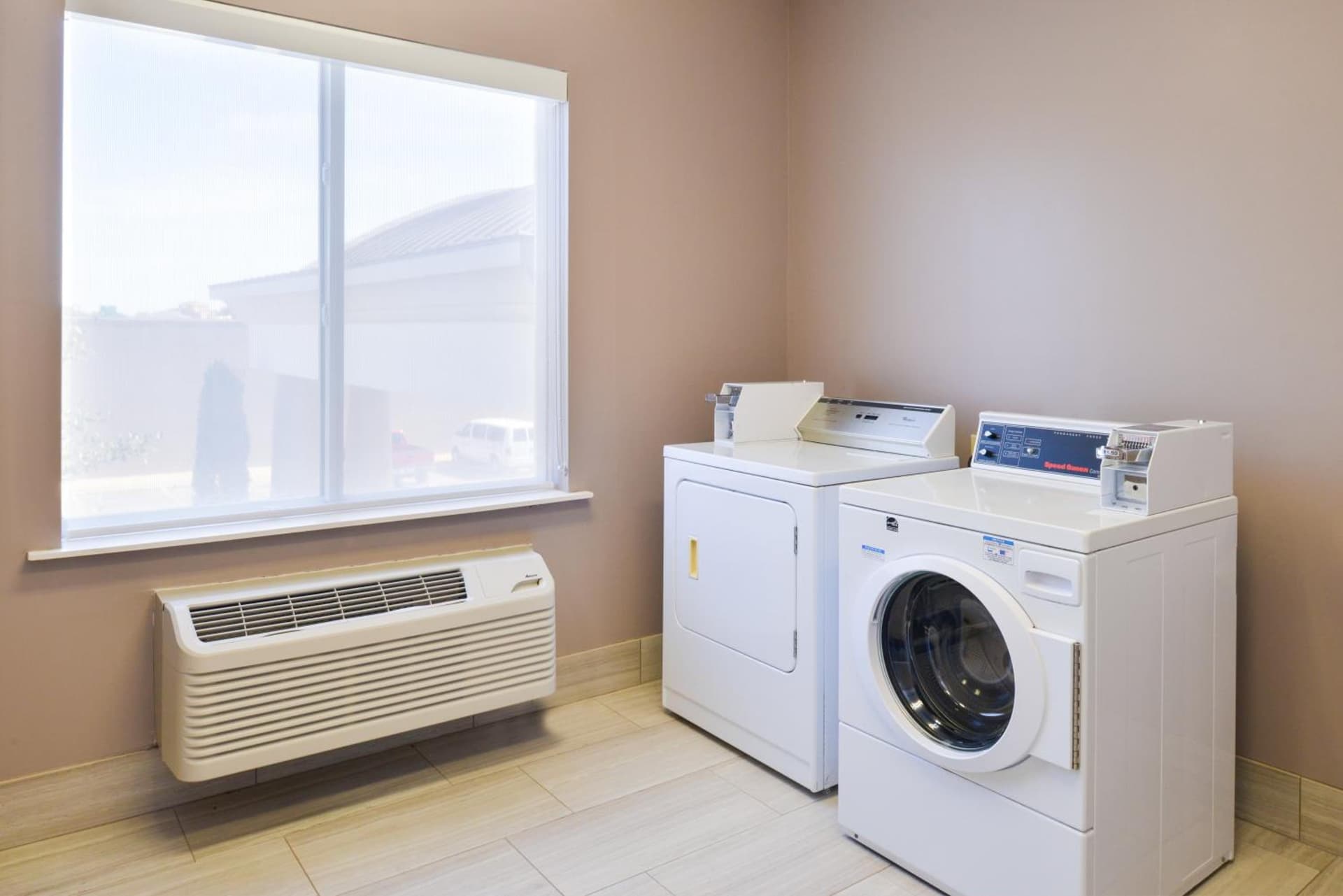 Holiday Inn Express & Suites Abilene by IHG gallery photo in Abilene, TX — image 24