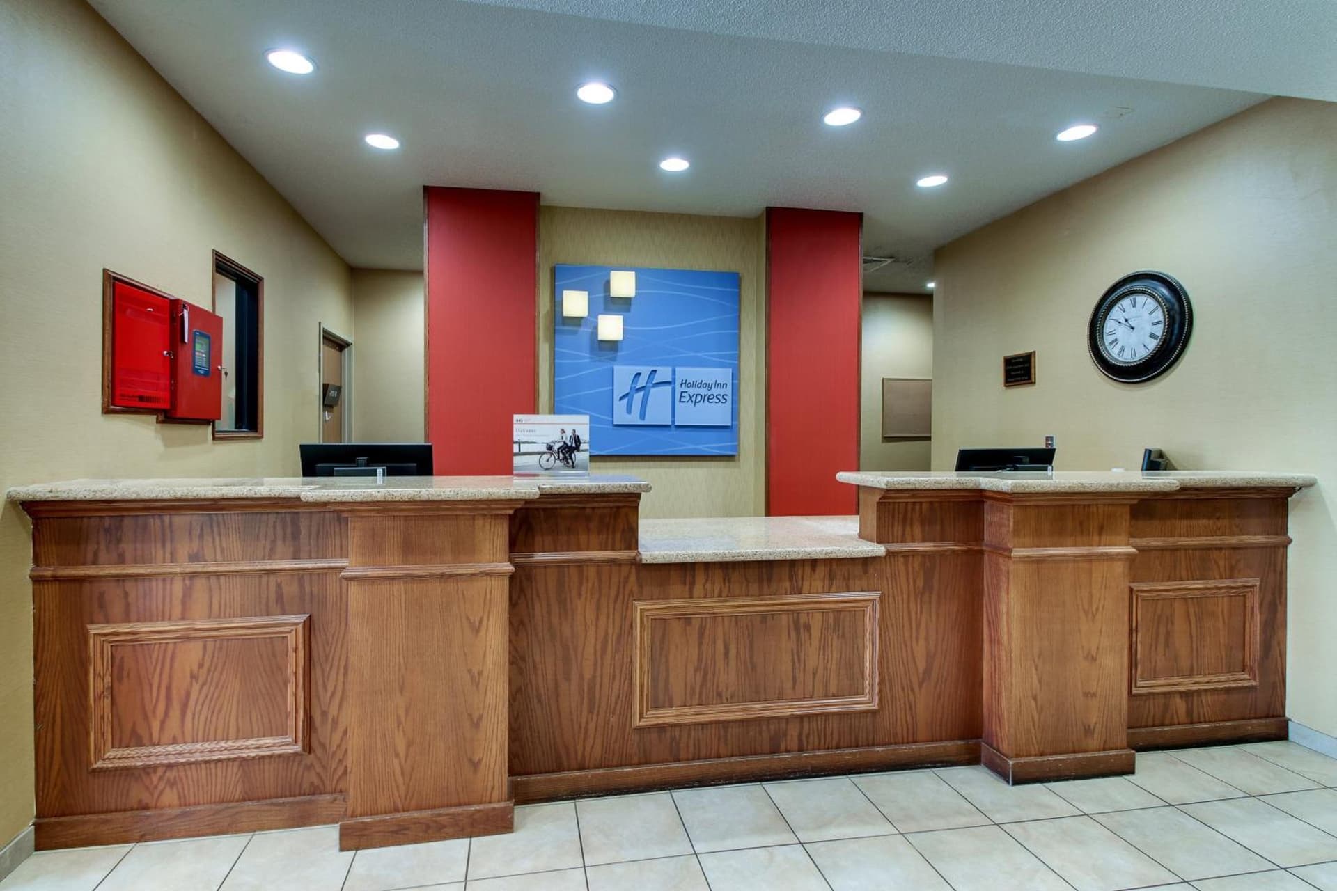 Holiday Inn Express Hotel & Suites Lancaster-Lititz by IHG property views in Lititz, PA — gallery photo 3