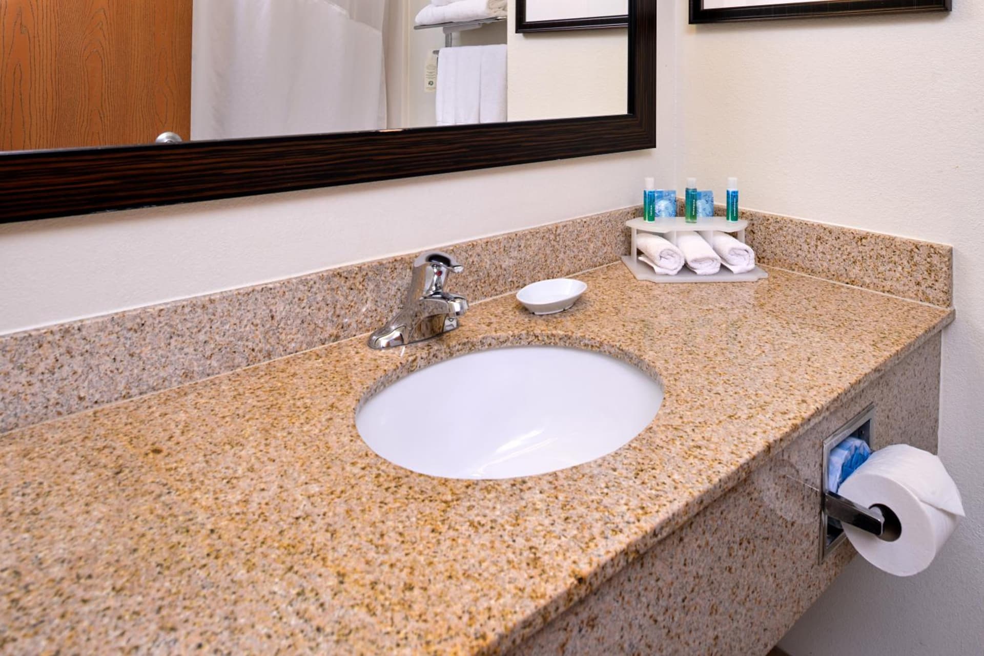 Holiday Inn Express Hotel & Suites Lancaster-Lititz by IHG gallery photo in Lititz, PA — image 27