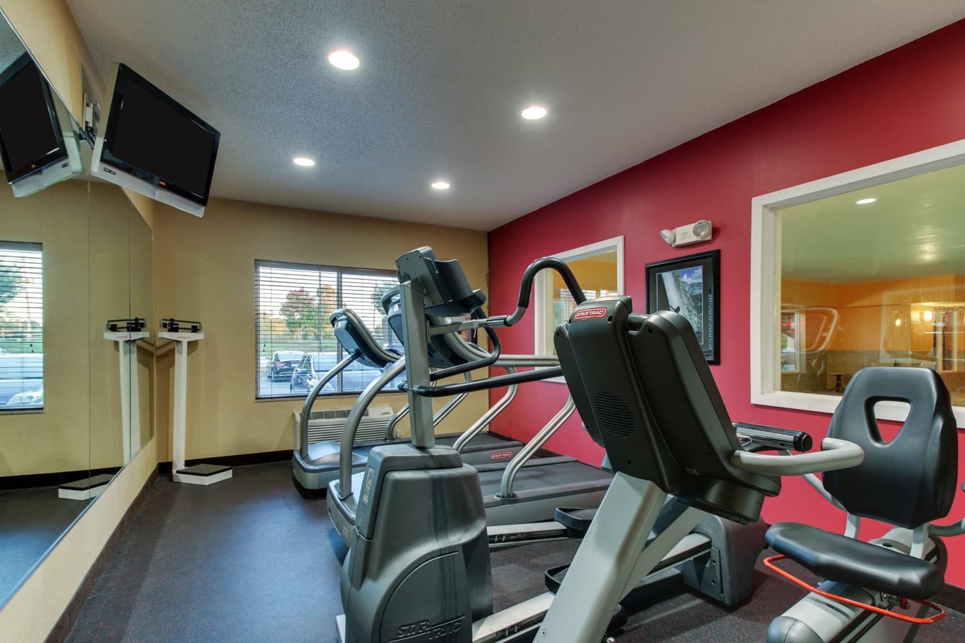 Holiday Inn Express Hotel & Suites Lancaster-Lititz by IHG gallery photo in Lititz, PA — image 46