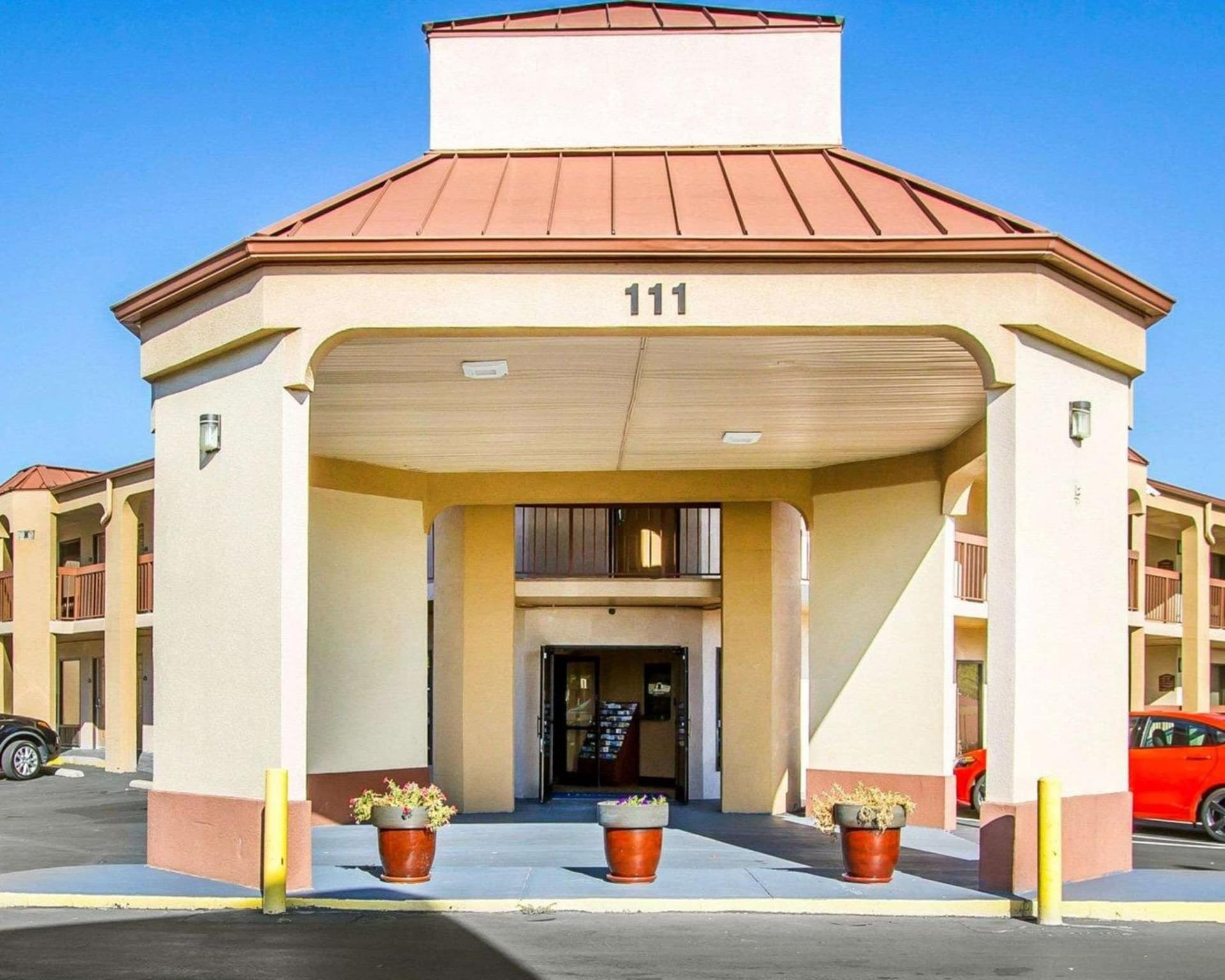 Rodeway Inn & Suites Clarksville near Governors Square Mall gallery photo in Clarksville, TN — image 20