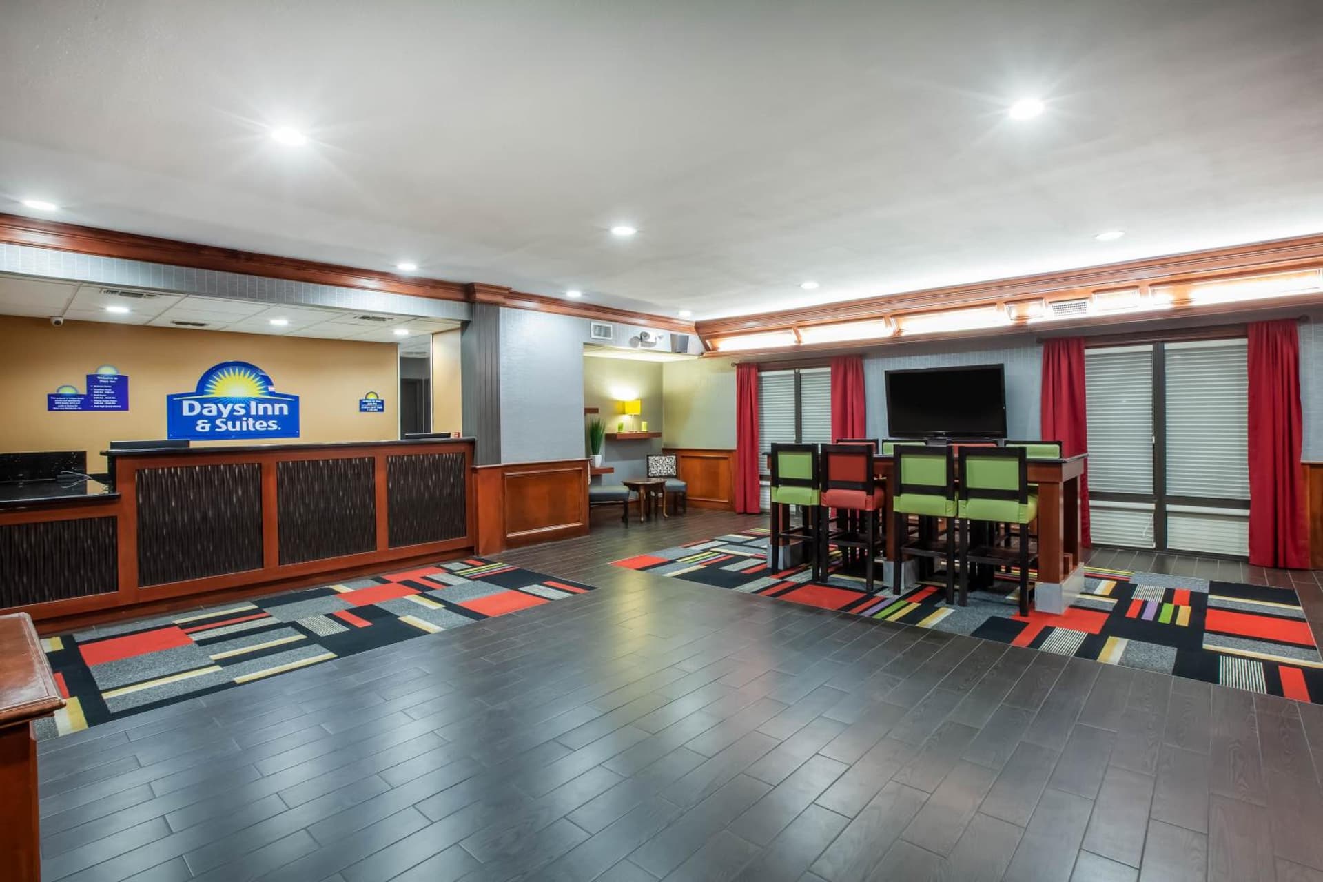 Days Inn & Suites by Wyndham Tyler gallery photo in Tyler, TX — image 46