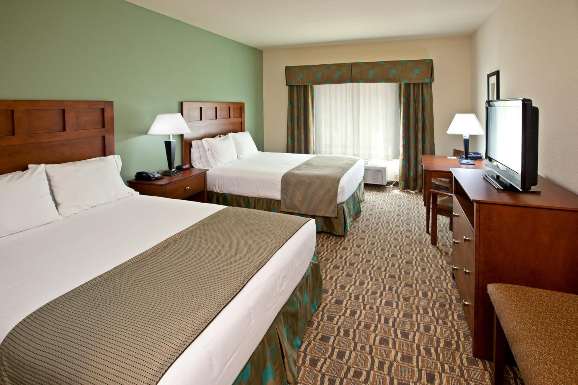 Holiday Inn Express & Suites Ripley by IHG interior in Ripley, WV — gallery photo 2
