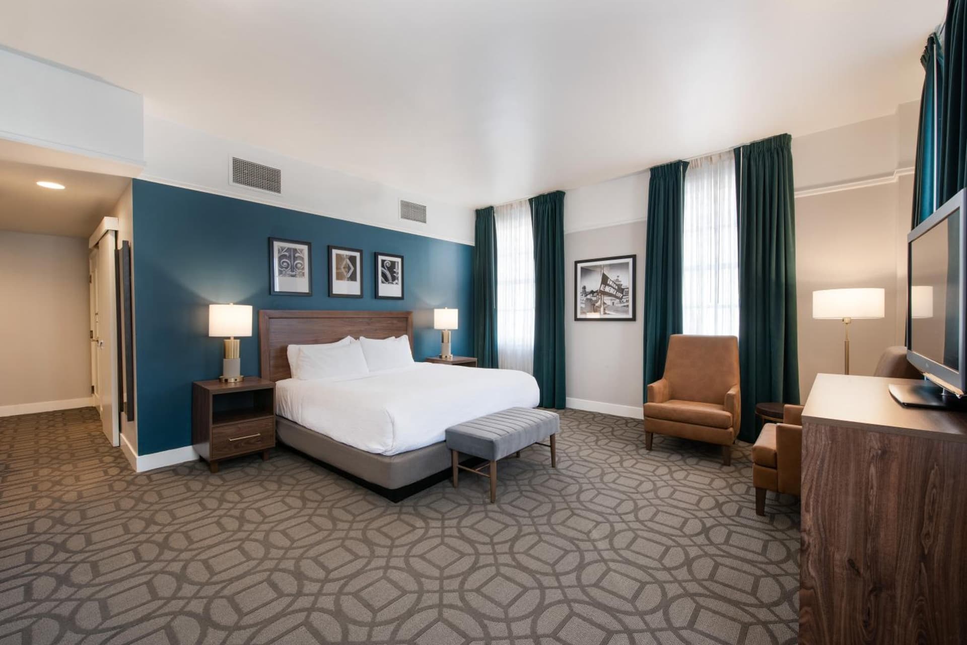 Magnolia Hotel Omaha gallery photo in Omaha, NE — image 50