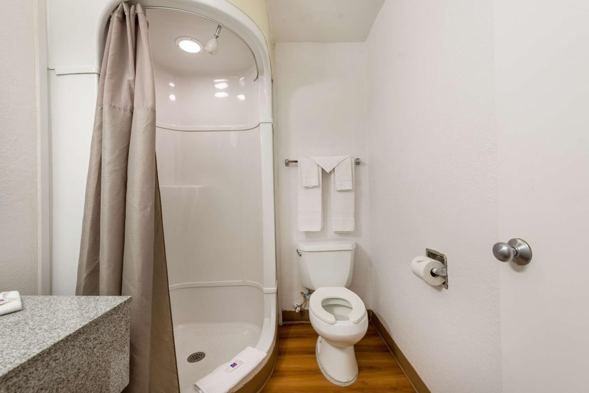 Motel 6-Dayton, OH interior in Dayton, OH — gallery photo 2
