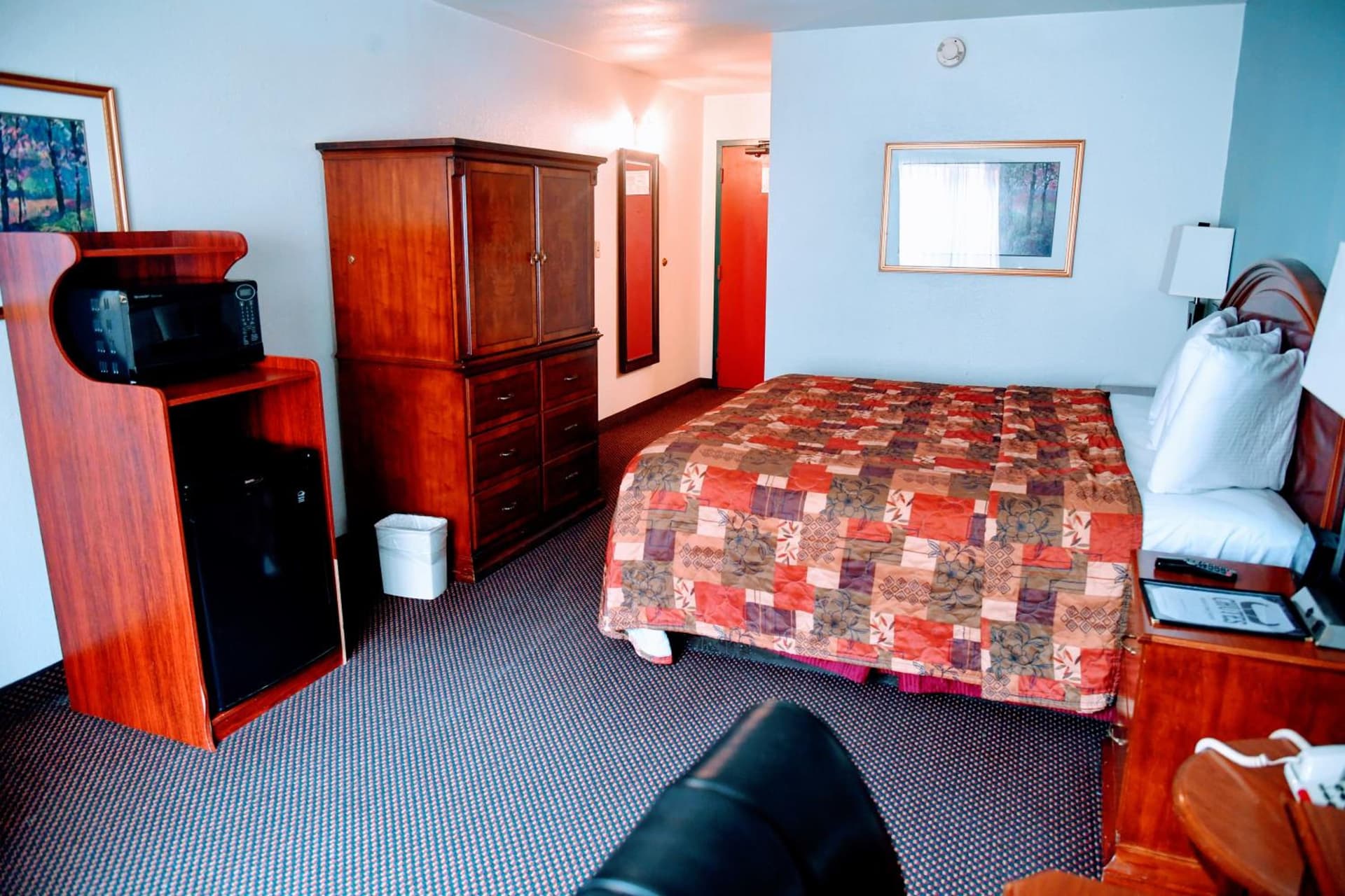 Douglas Inn and Conference Center property views in Douglas, WY — gallery photo 3