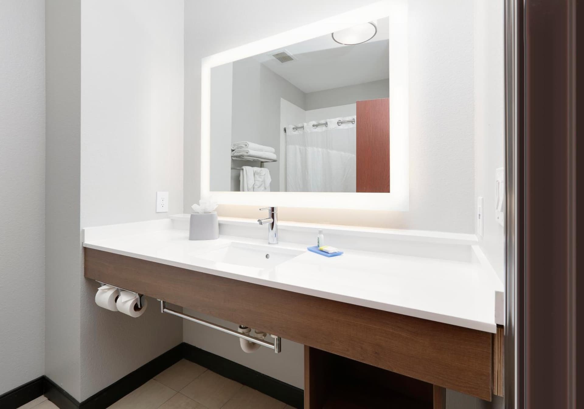 Holiday Inn Express & Suites - Denton North by IHG gallery photo in Denton, TX — image 40