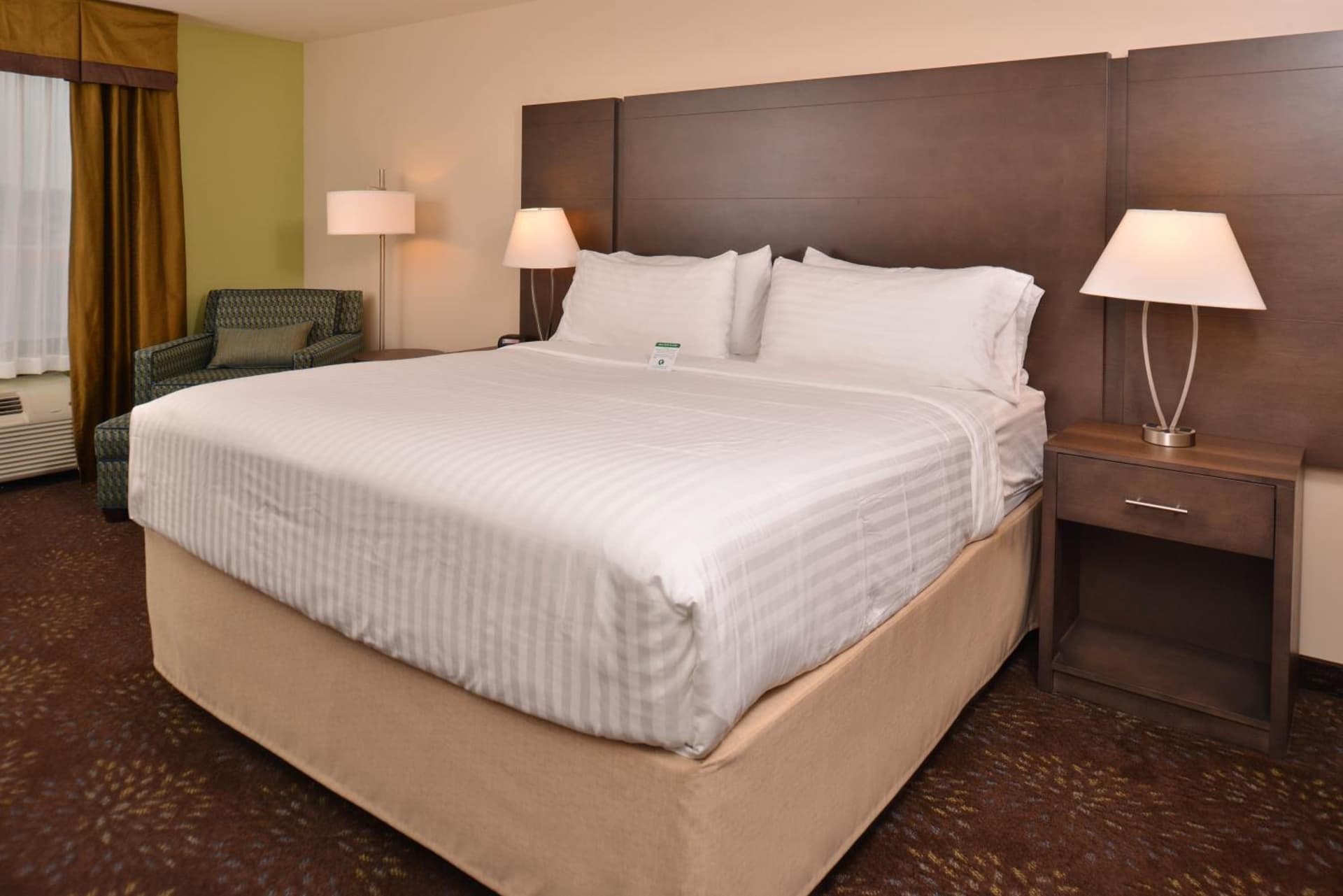 Holiday Inn Express & Suites Dearborn SW - Detroit Area by IHG gallery photo in Dearborn, MI — image 27
