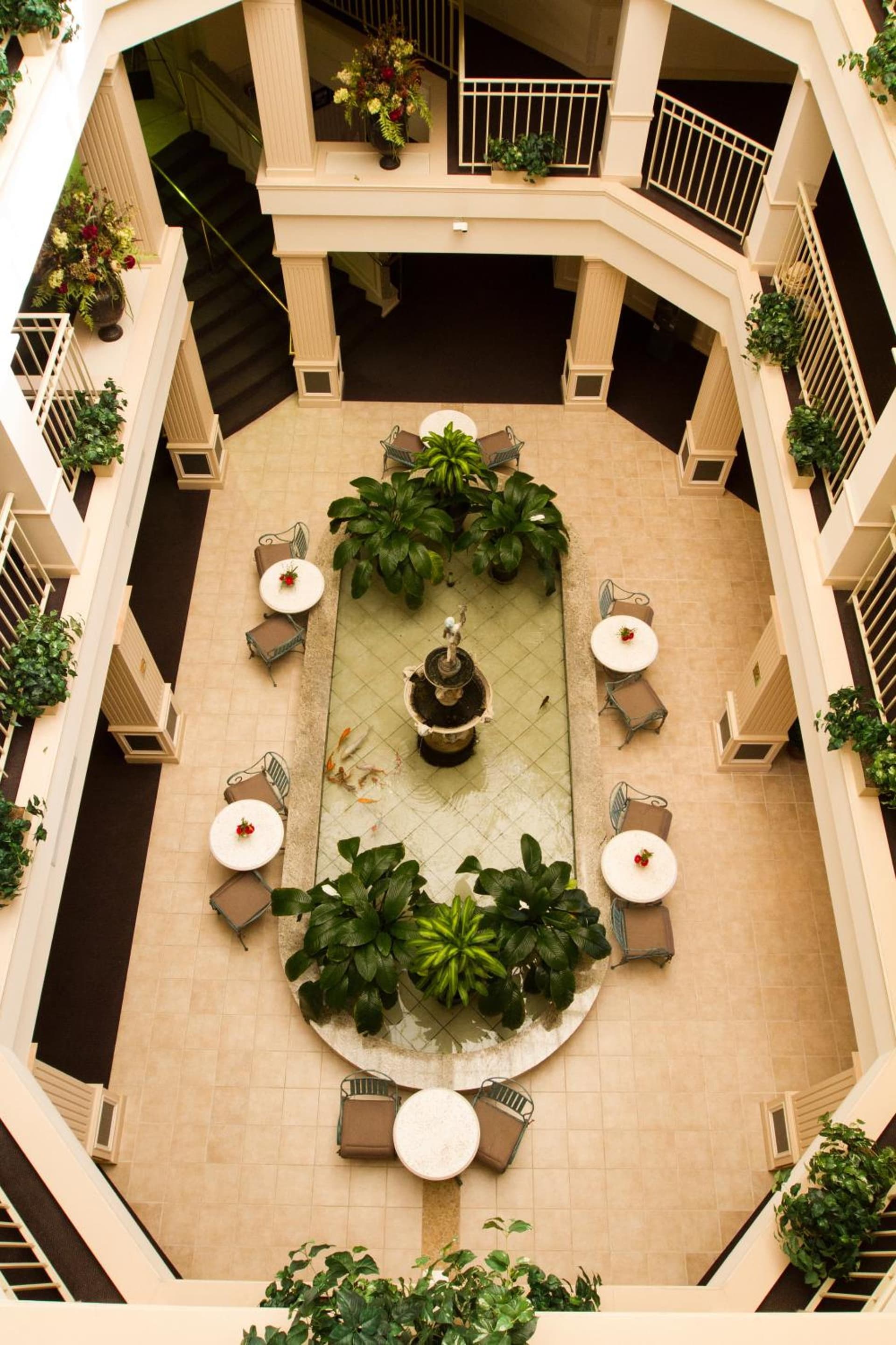 Bella Vista Suites Lake Geneva gallery photo in Lake Geneva, WI — image 9