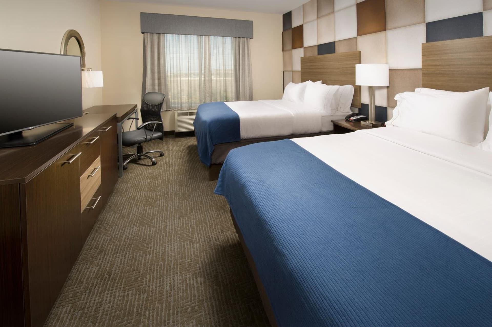 Holiday Inn Express Hotel & Suites Waco South by IHG gallery photo in Waco, TX — image 16