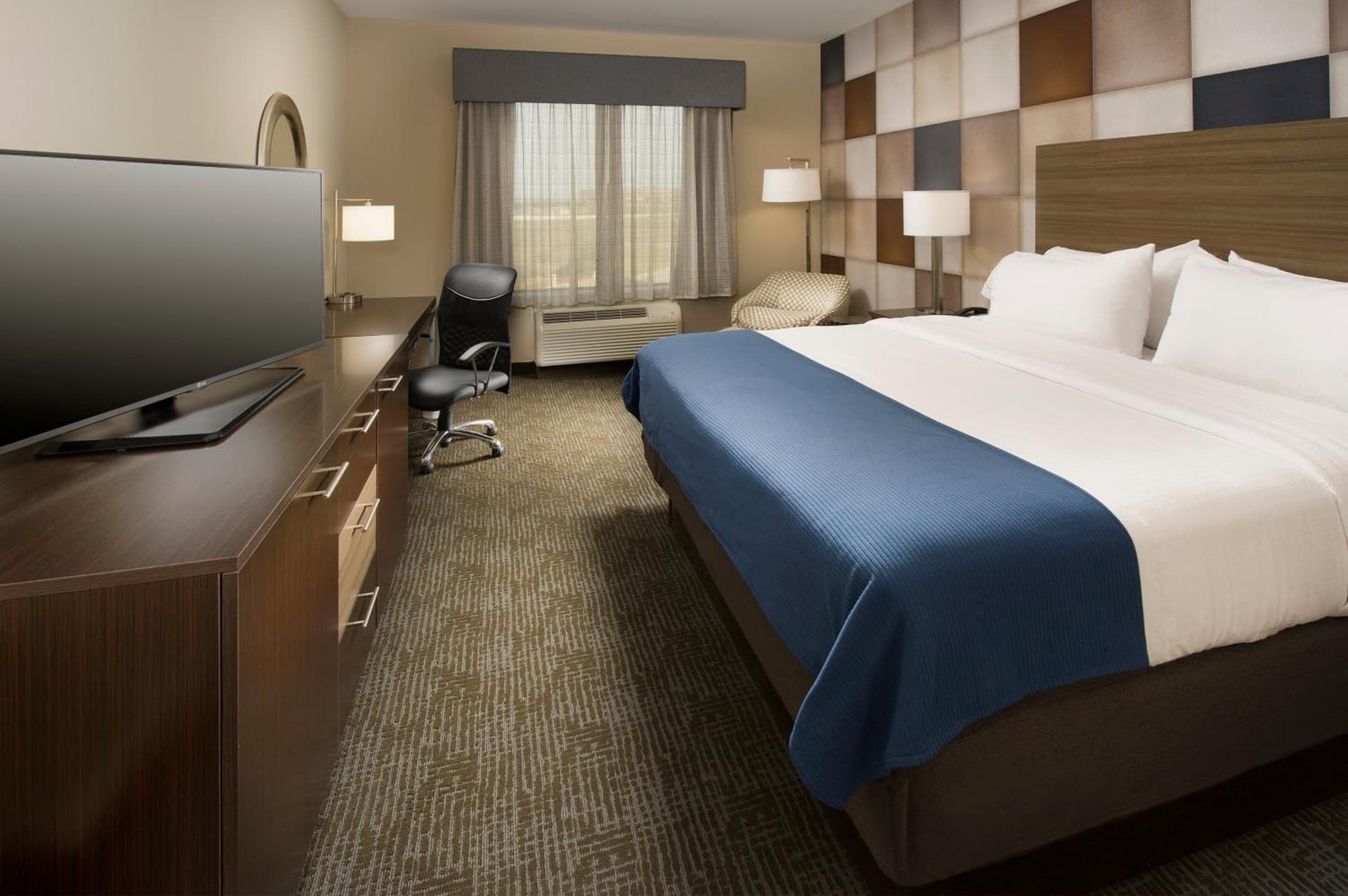 Holiday Inn Express Hotel & Suites Waco South by IHG gallery photo in Waco, TX — image 25