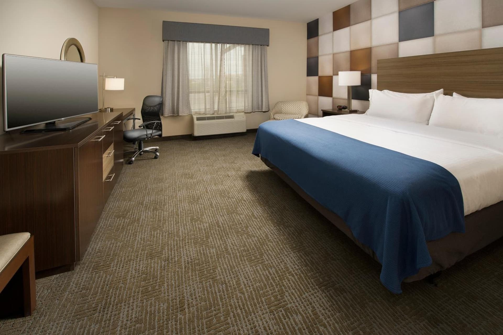 Holiday Inn Express Hotel & Suites Waco South by IHG gallery photo in Waco, TX — image 9