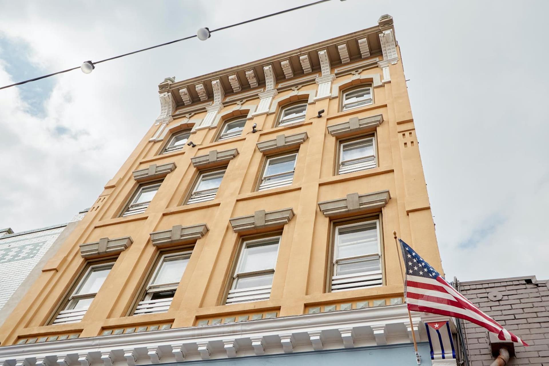 Kasa Gaslamp Quarter San Diego featured exterior or lobby in San Diego, CA — similar hotel