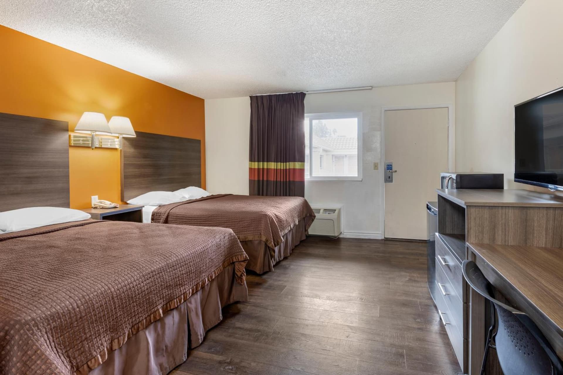 Riverside Inn & Suites gallery photo in Riverside, CA — image 42