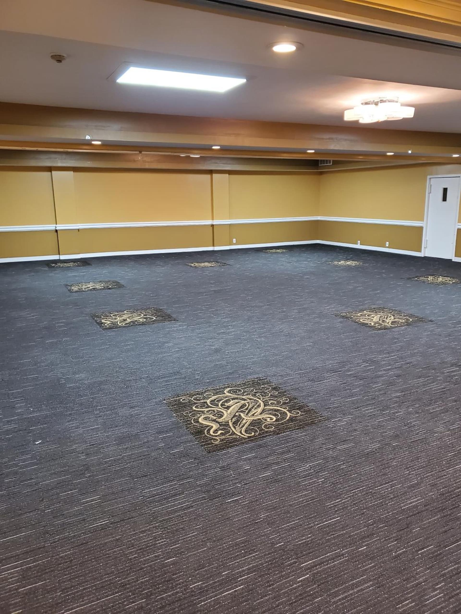 Jackson Hotel And Convention Center property views in Jackson, TN — gallery photo 3