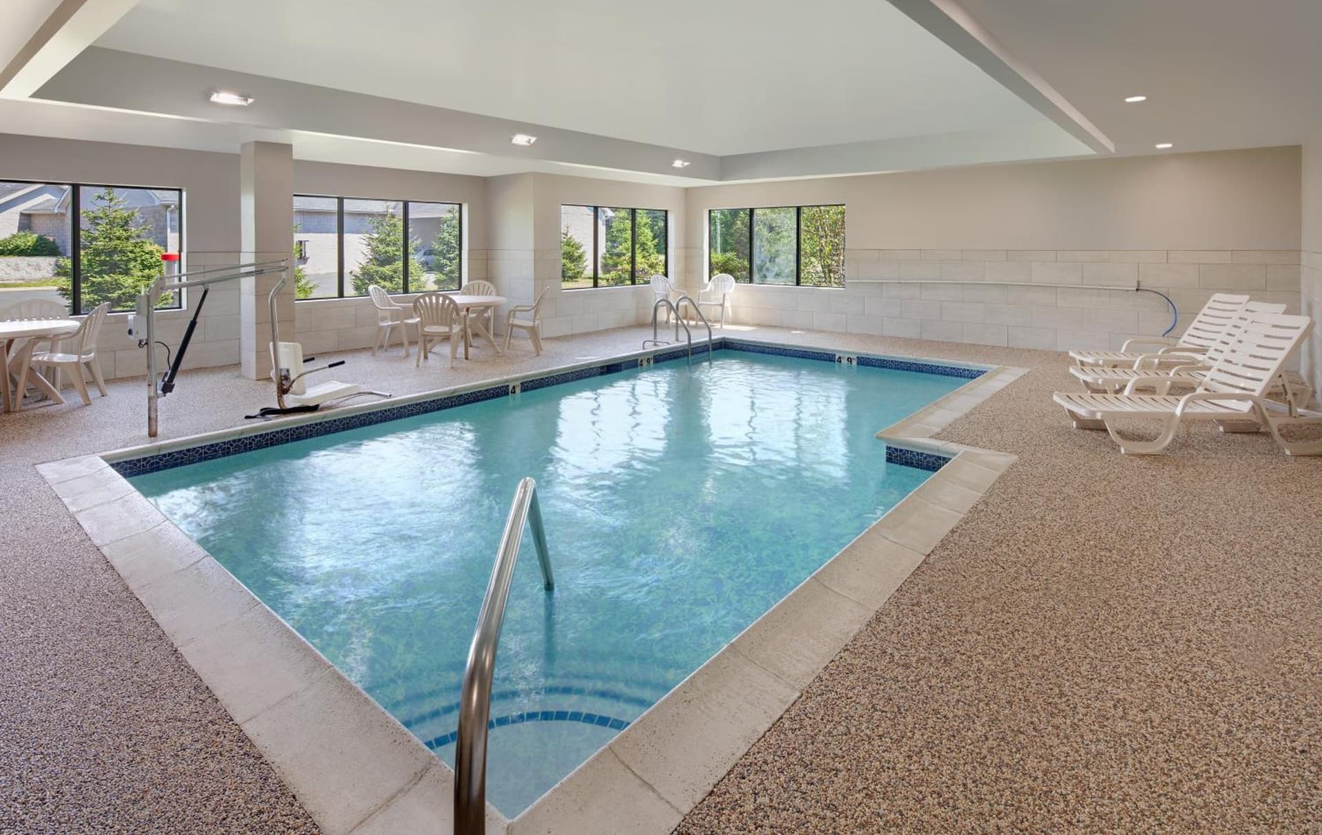 Holiday Inn Express & Suites Bradley Airport by IHG gallery photo in Windsor Locks — image 10
