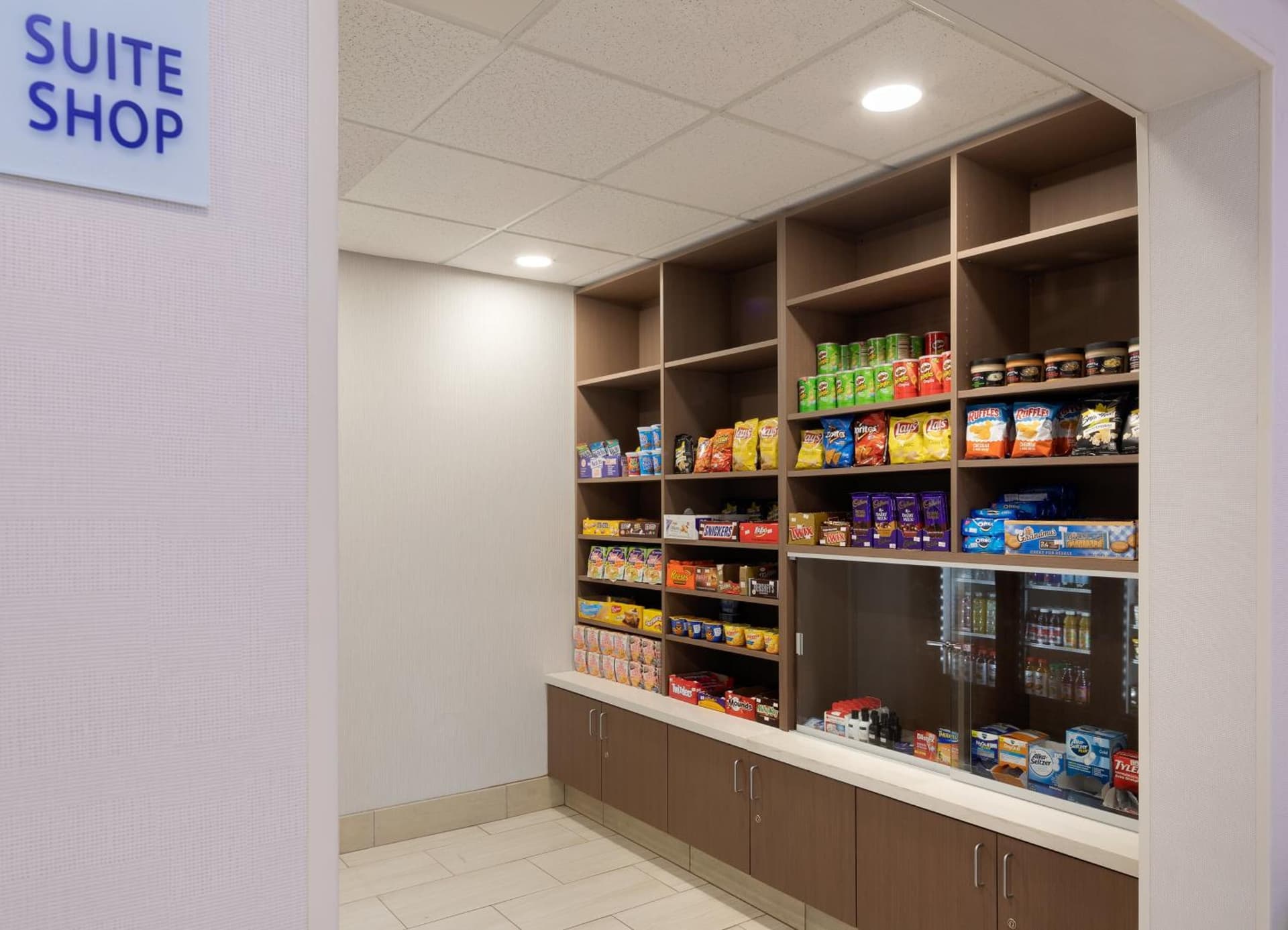Holiday Inn Express & Suites Bradley Airport by IHG gallery photo in Windsor Locks — image 29