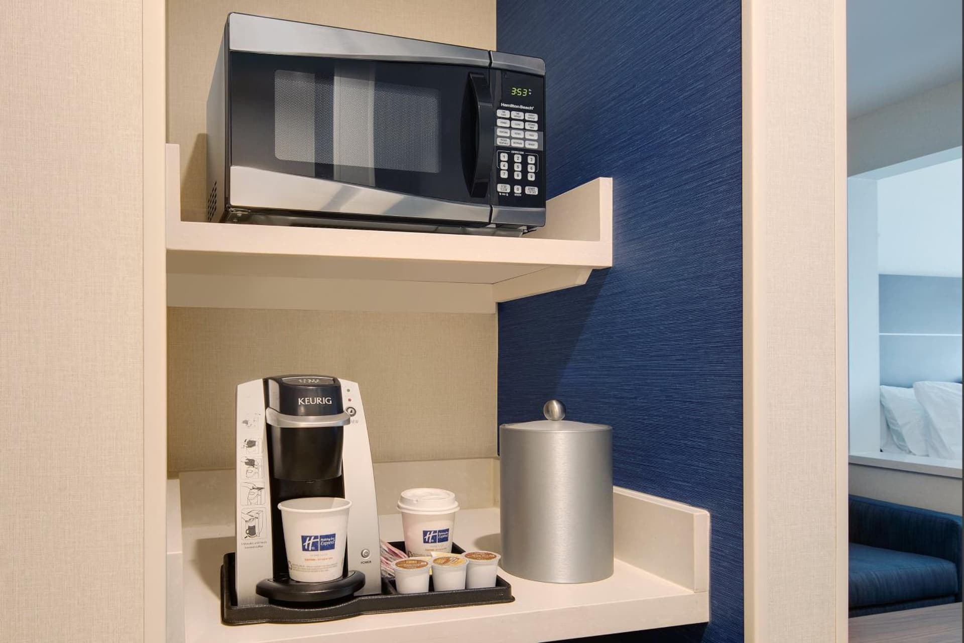Holiday Inn Express & Suites Bradley Airport by IHG gallery photo in Windsor Locks — image 30