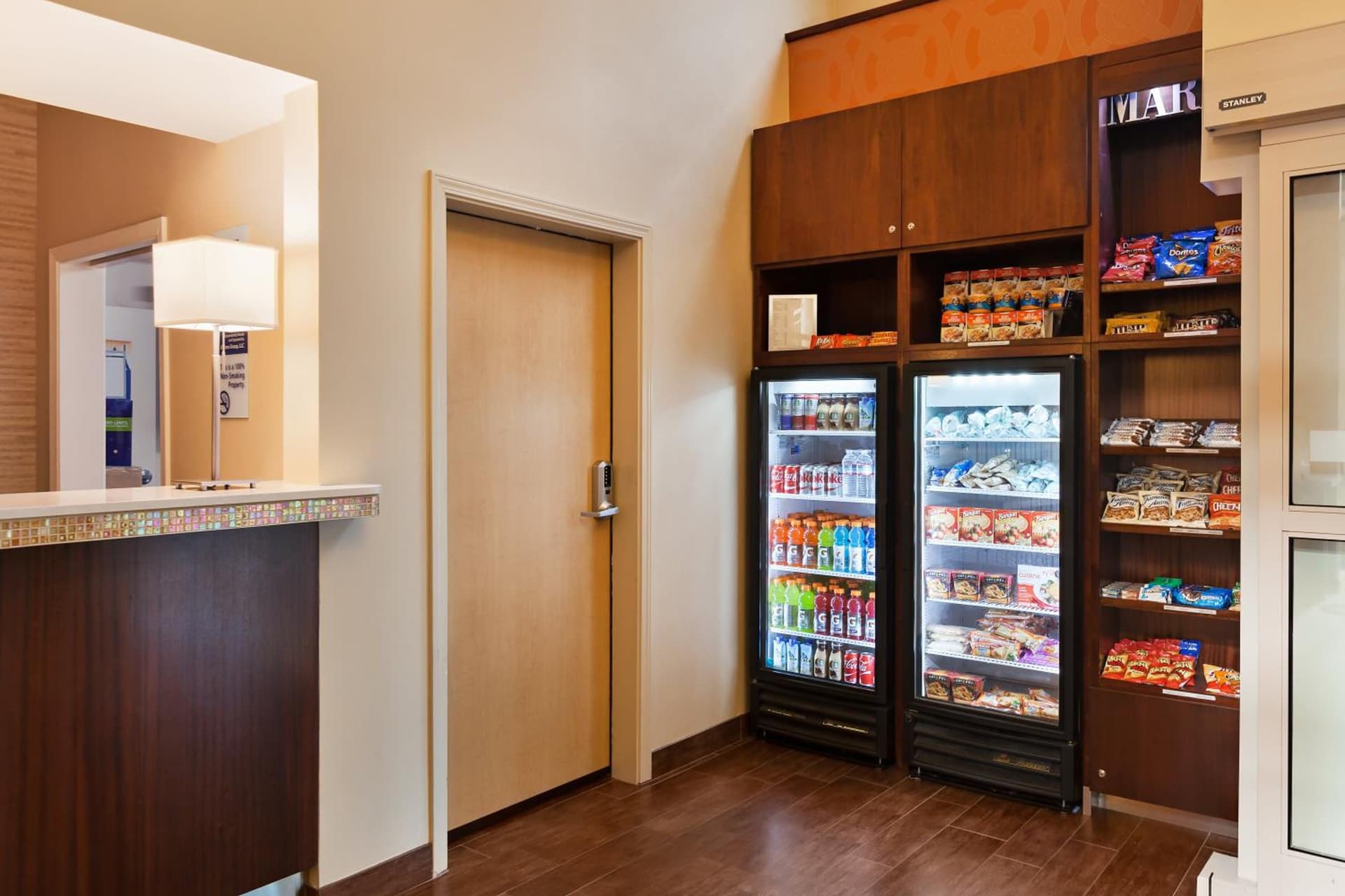 Holiday Inn Express Hotel & Suites San Jose-Morgan Hill by IHG gallery photo in Morgan Hill, CA — image 22