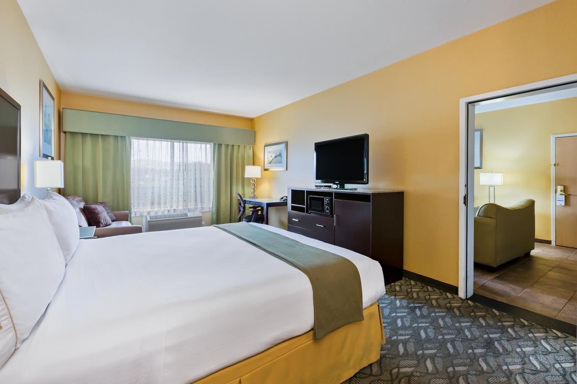 Holiday Inn Express Hotel & Suites San Jose-Morgan Hill by IHG gallery photo in Morgan Hill, CA — image 25