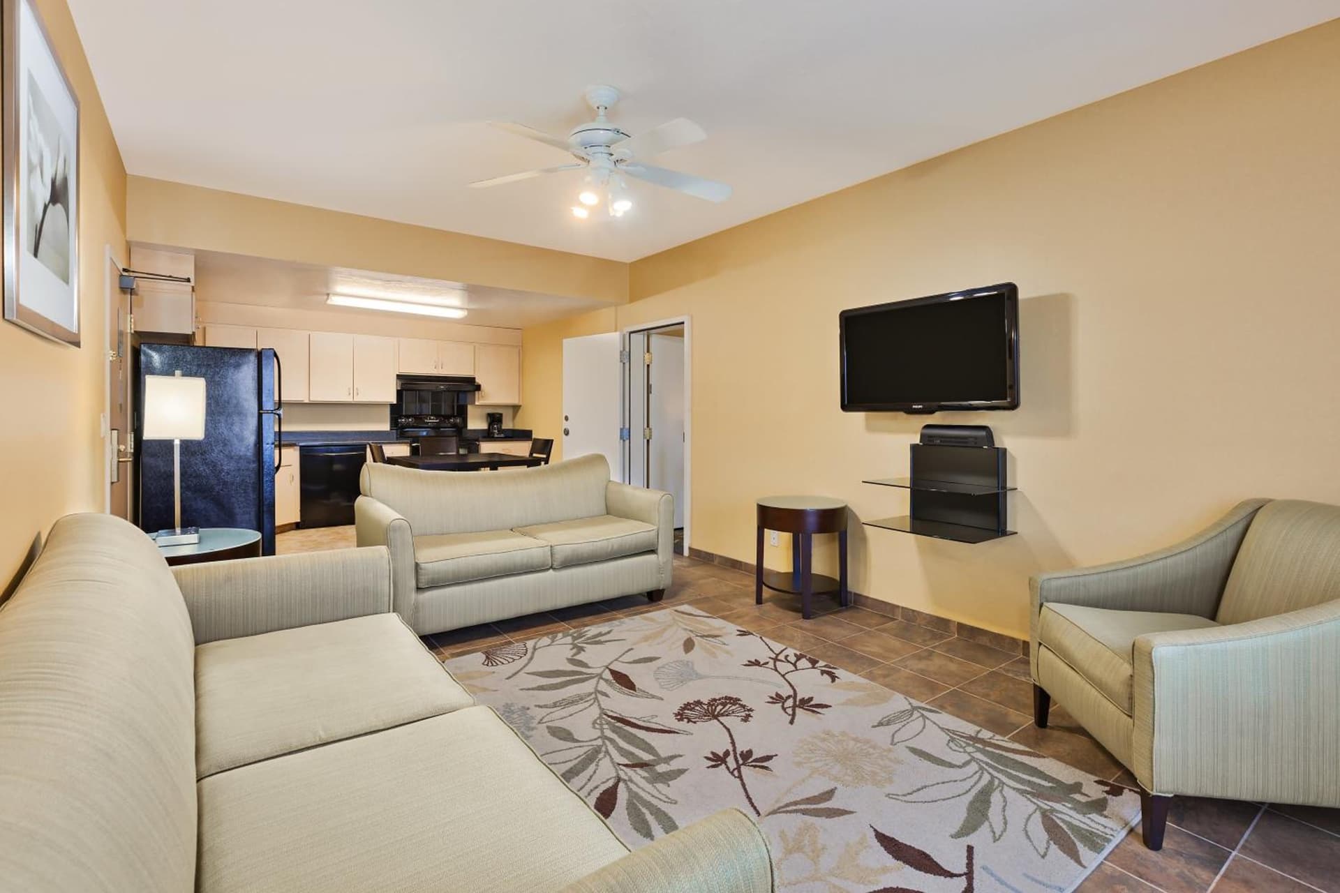 Holiday Inn Express Hotel & Suites San Jose-Morgan Hill by IHG gallery photo in Morgan Hill, CA — image 27