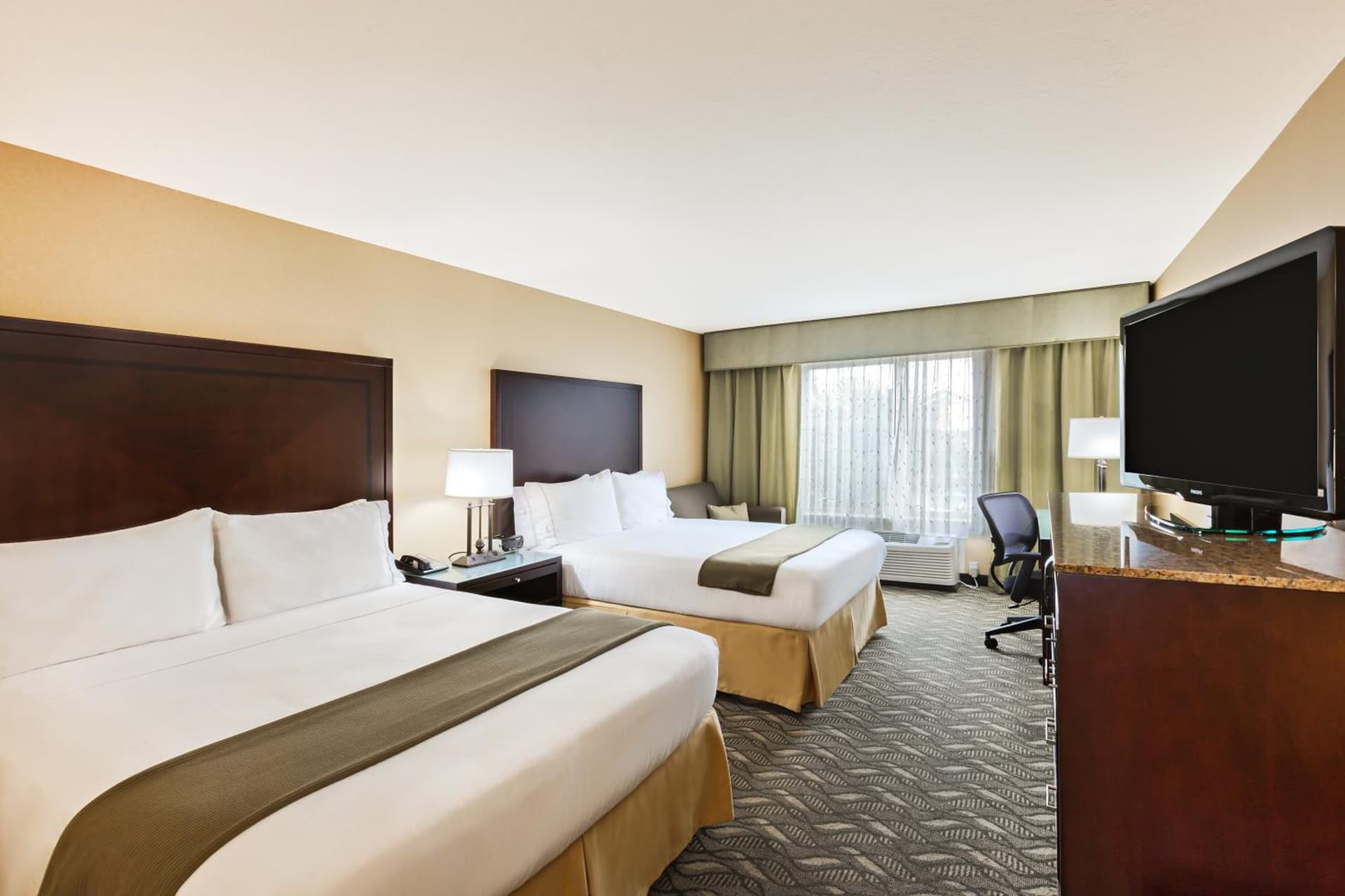 Holiday Inn Express Hotel & Suites San Jose-Morgan Hill by IHG gallery photo in Morgan Hill, CA — image 37