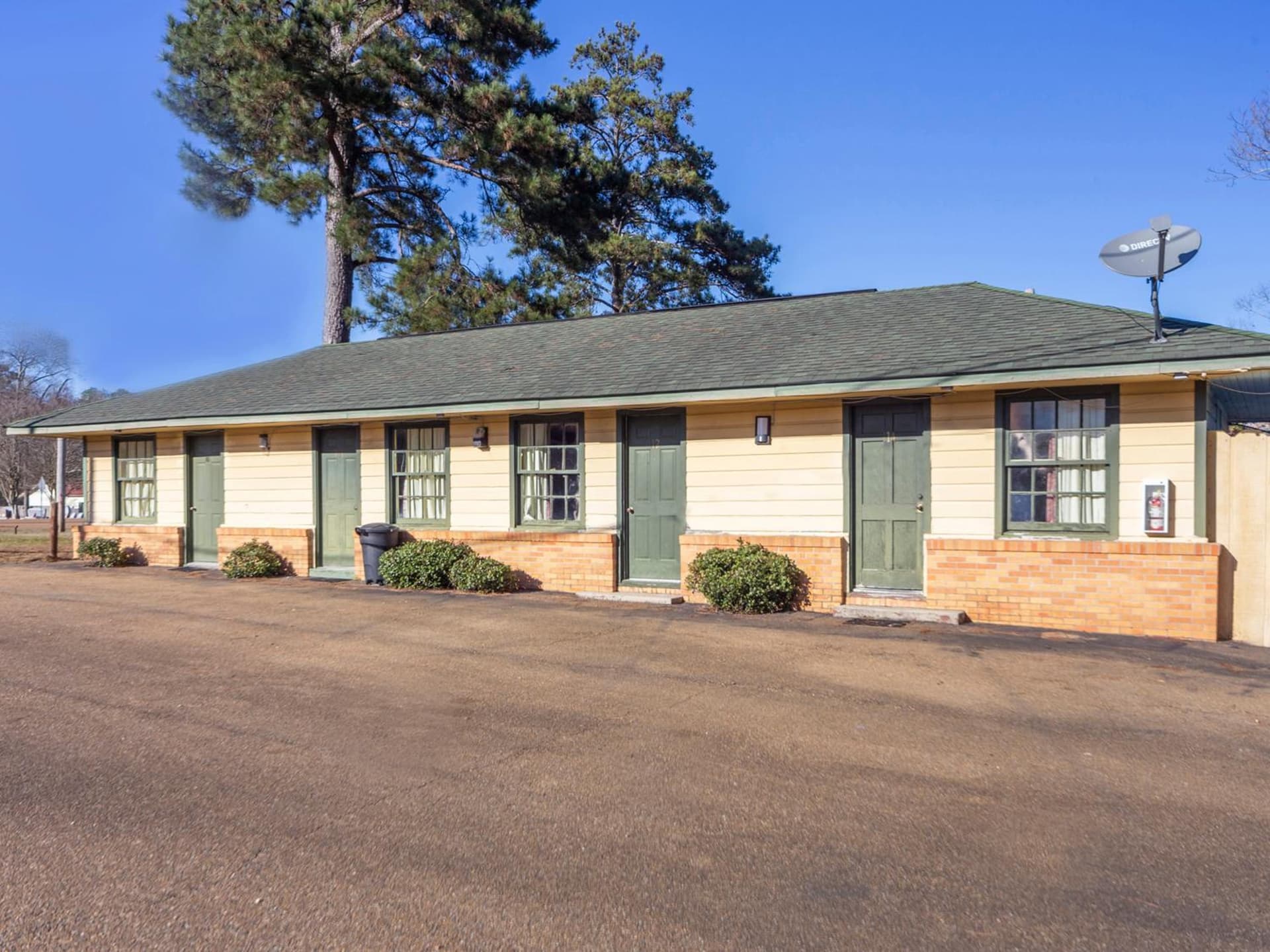 OYO Hotel Brookhaven MS Hwy 51 North interior in Brookhaven, MS — gallery photo 2