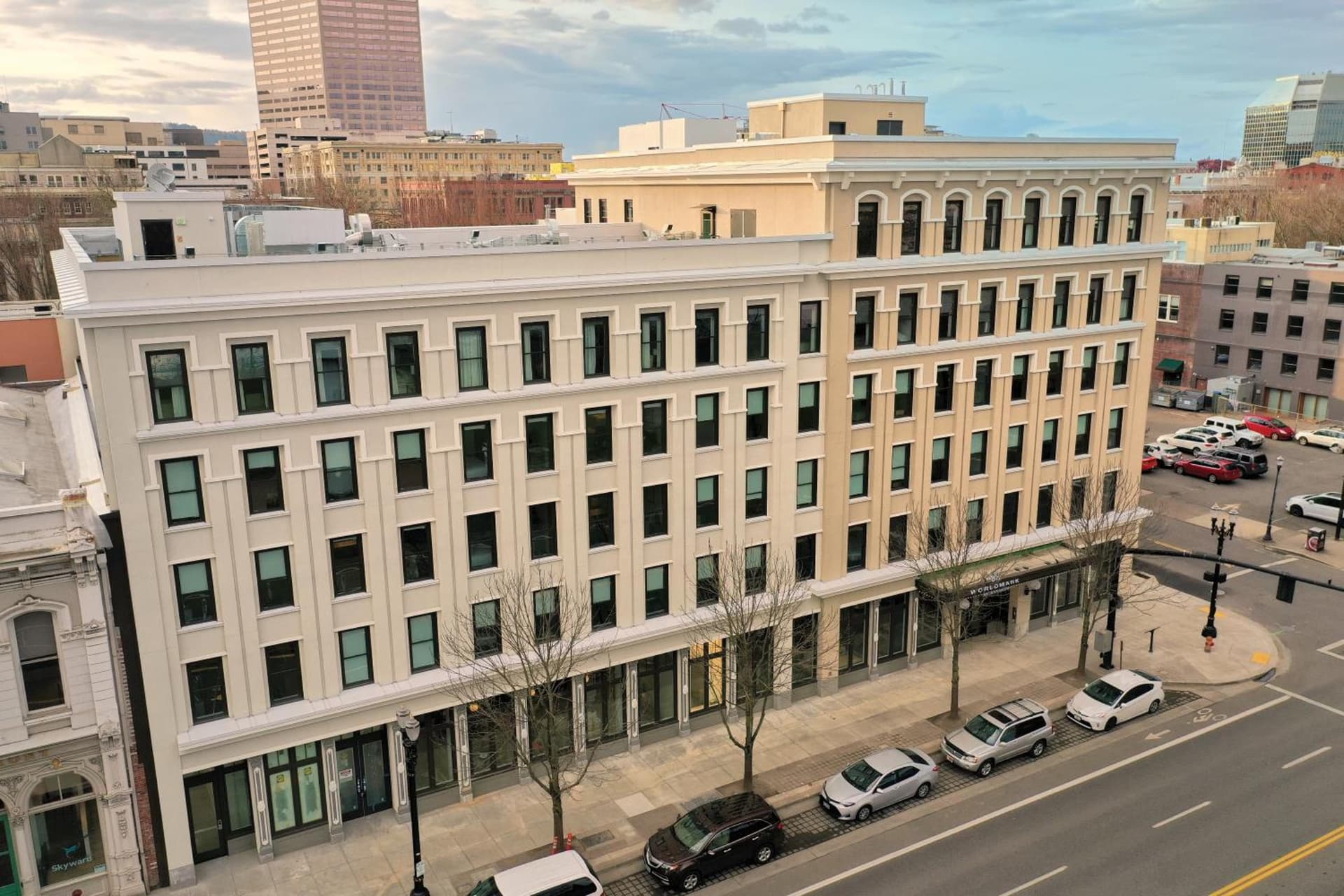 WorldMark Portland Waterfront Park featured exterior or lobby in Portland, OR — similar hotel