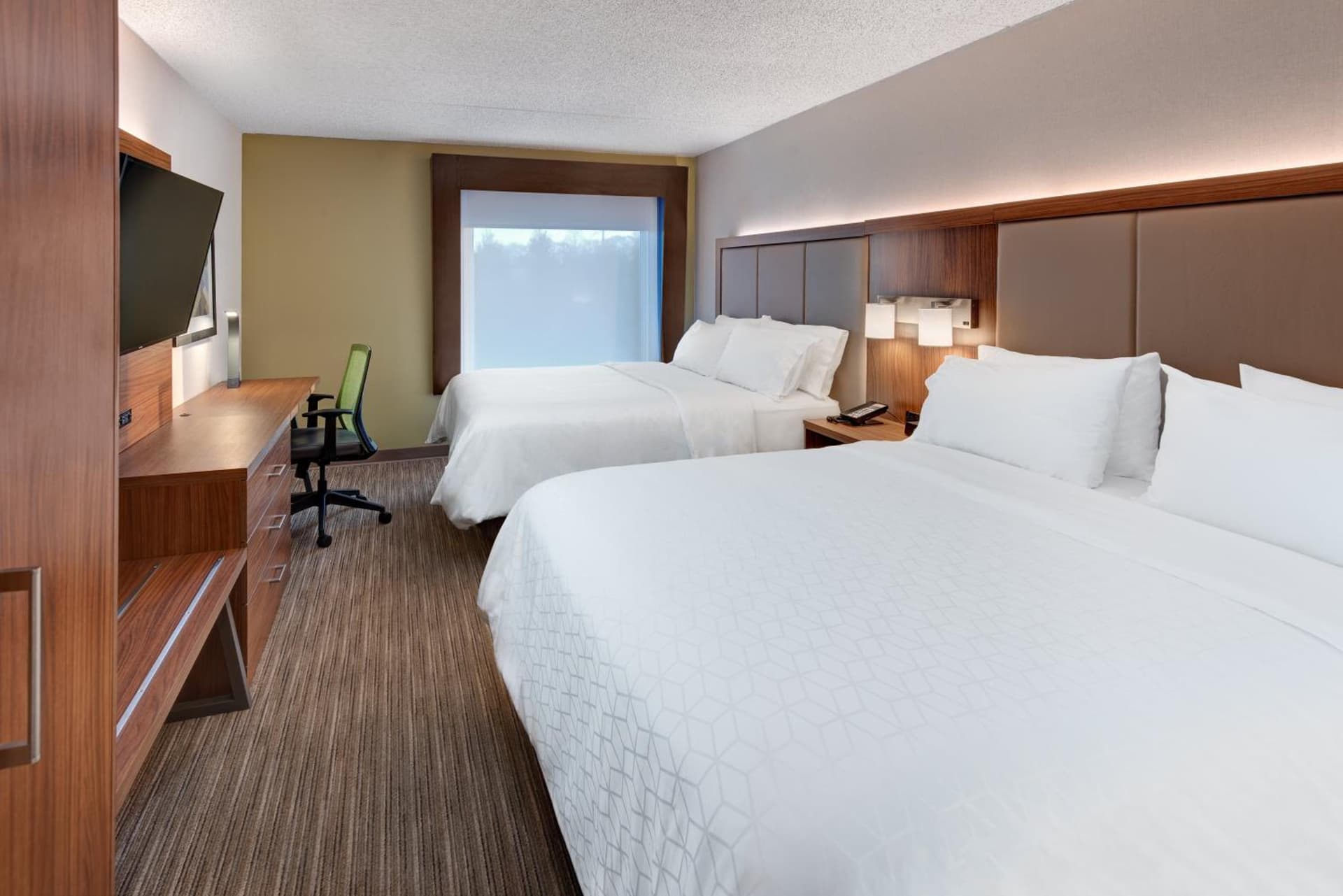 Holiday Inn Express & Suites West Long Branch - Eatontown by IHG gallery photo in West Long Branch, NJ — image 17