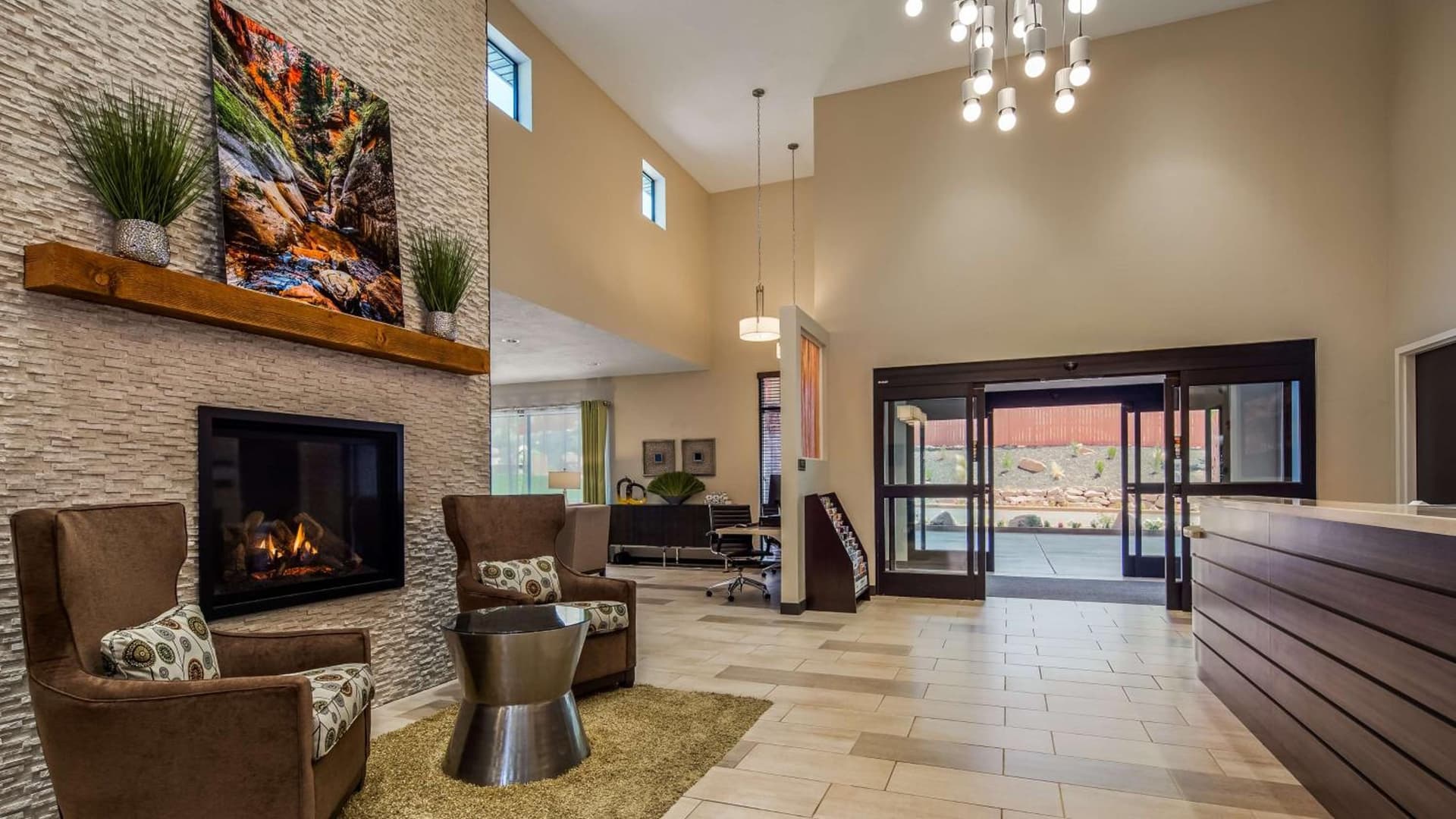 Best Western Plus Zion Canyon Inn & Suites interior in Springdale, UT — gallery photo 2
