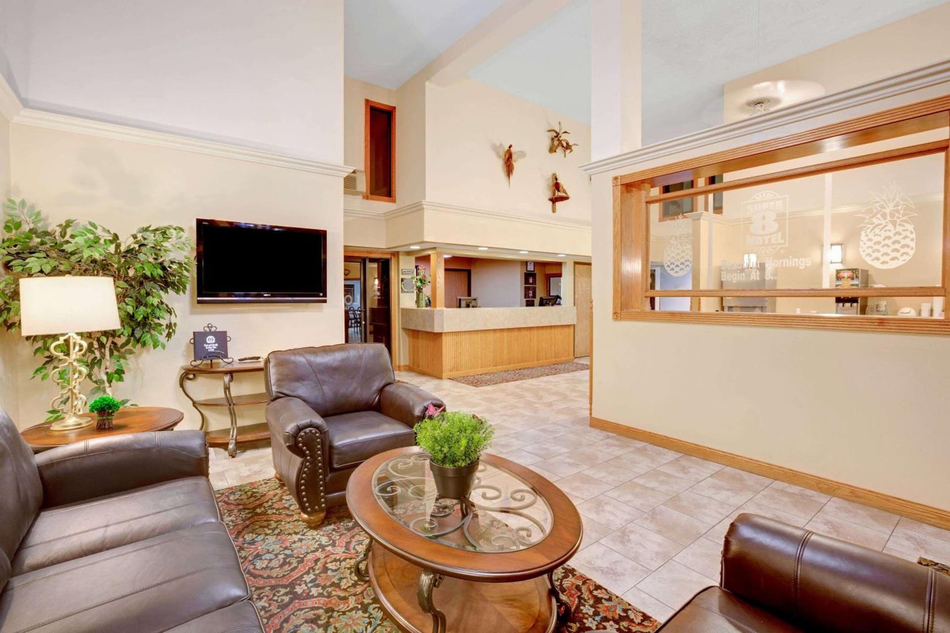 Super 8 by Wyndham Aberdeen East property views in Aberdeen, SD — gallery photo 3