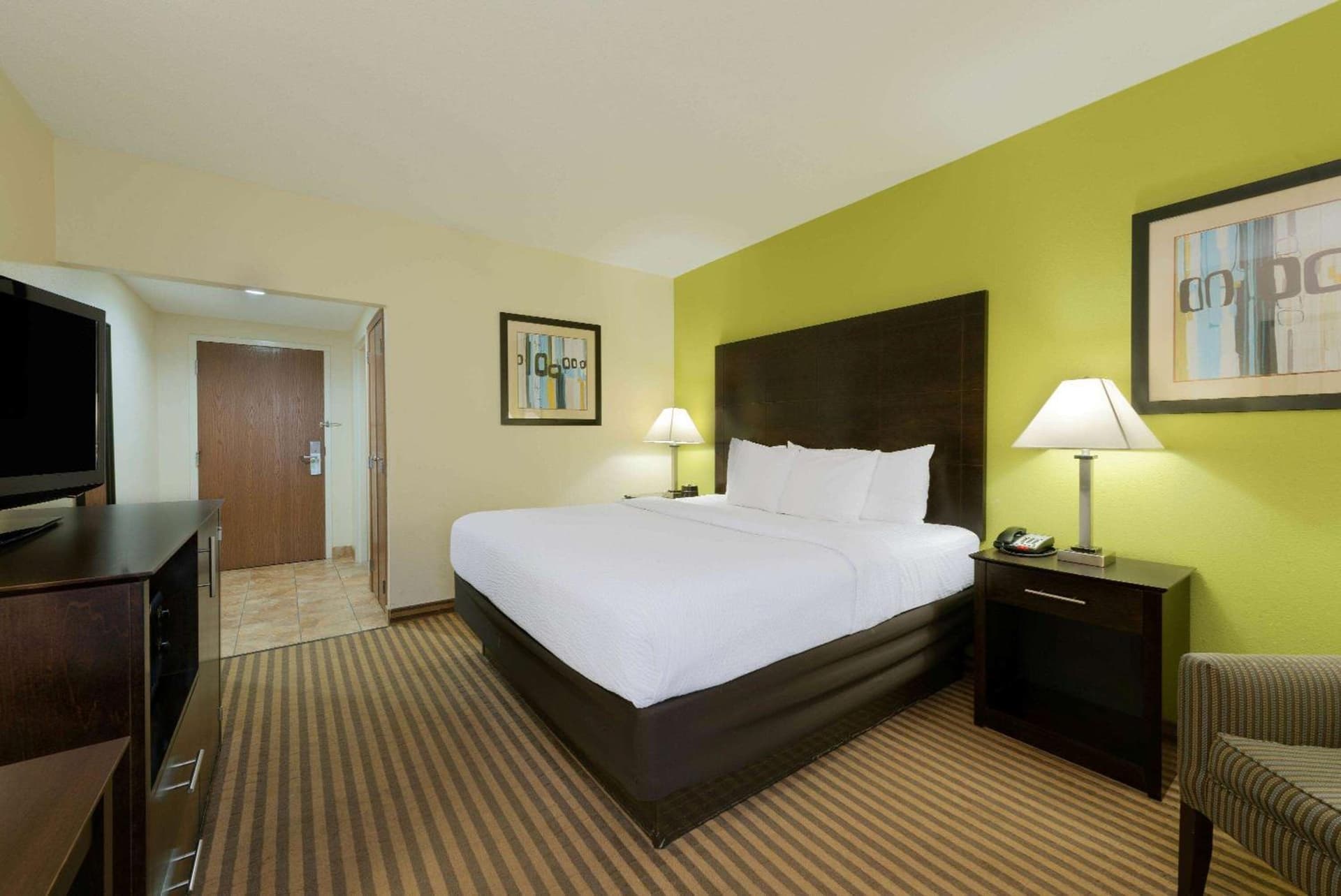 La Quinta by Wyndham Columbus - Grove City gallery photo in Grove City, OH — image 12