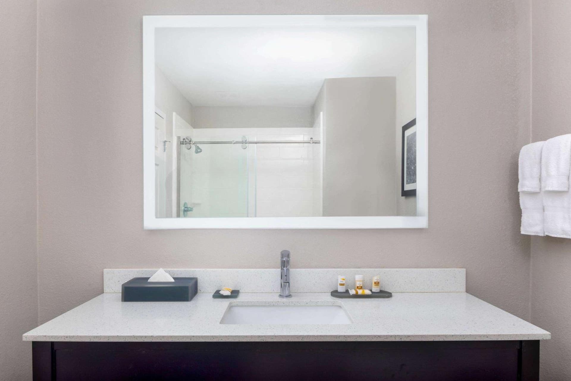 La Quinta by Wyndham Kennesaw gallery photo in Kennesaw, GA — image 28