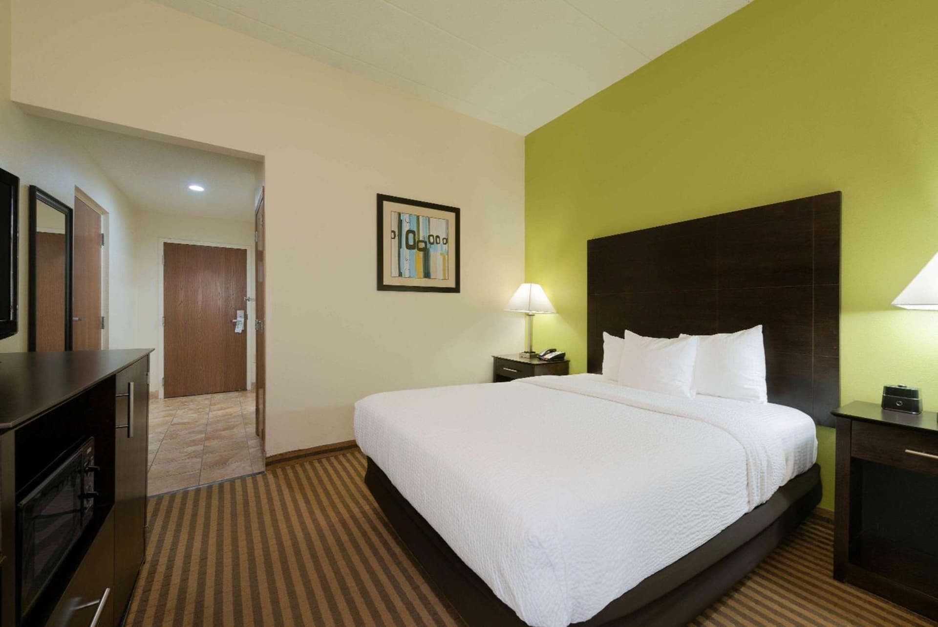 La Quinta by Wyndham Columbus - Grove City gallery photo in Grove City, OH — image 64