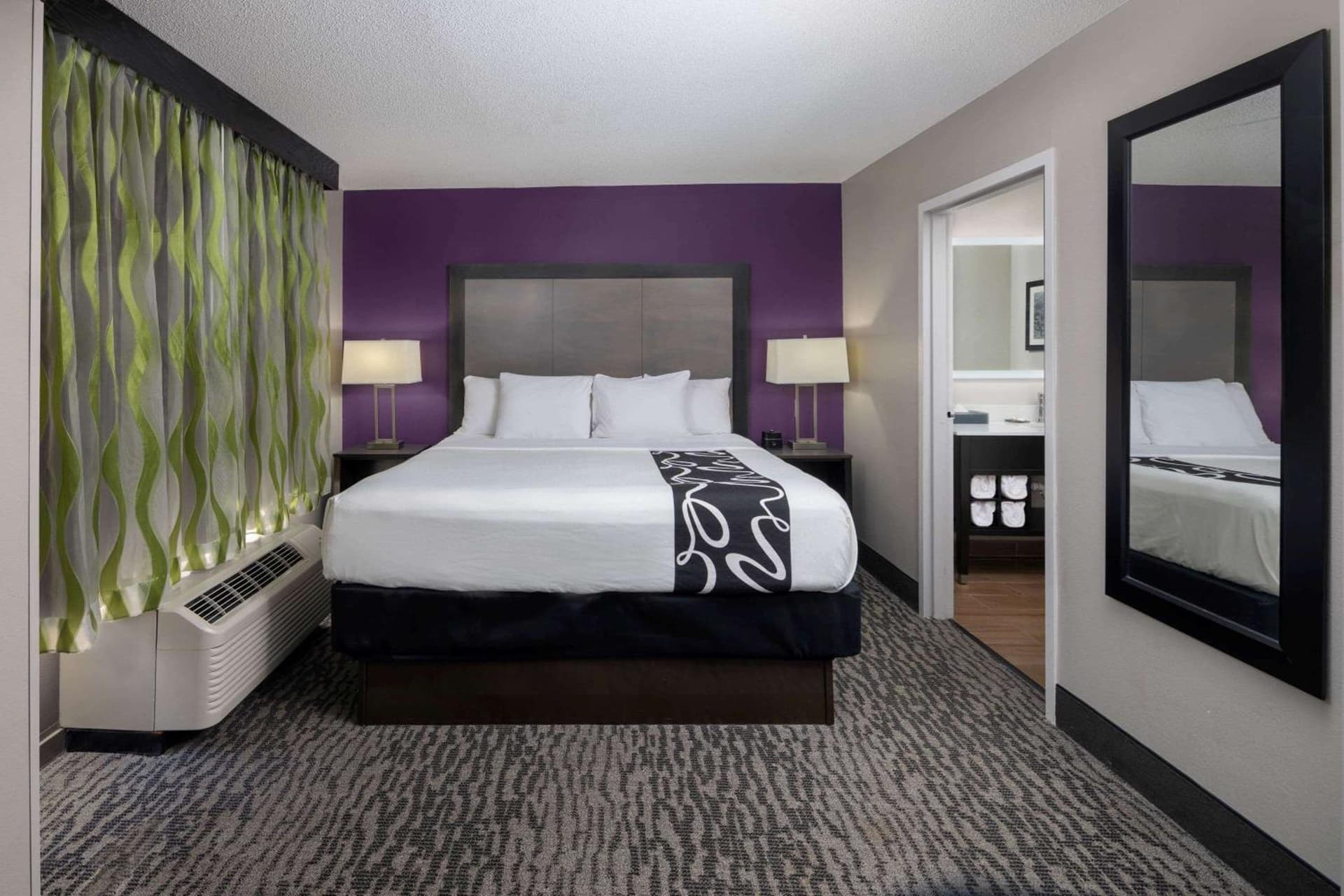 La Quinta by Wyndham Kennesaw gallery photo in Kennesaw, GA — image 30