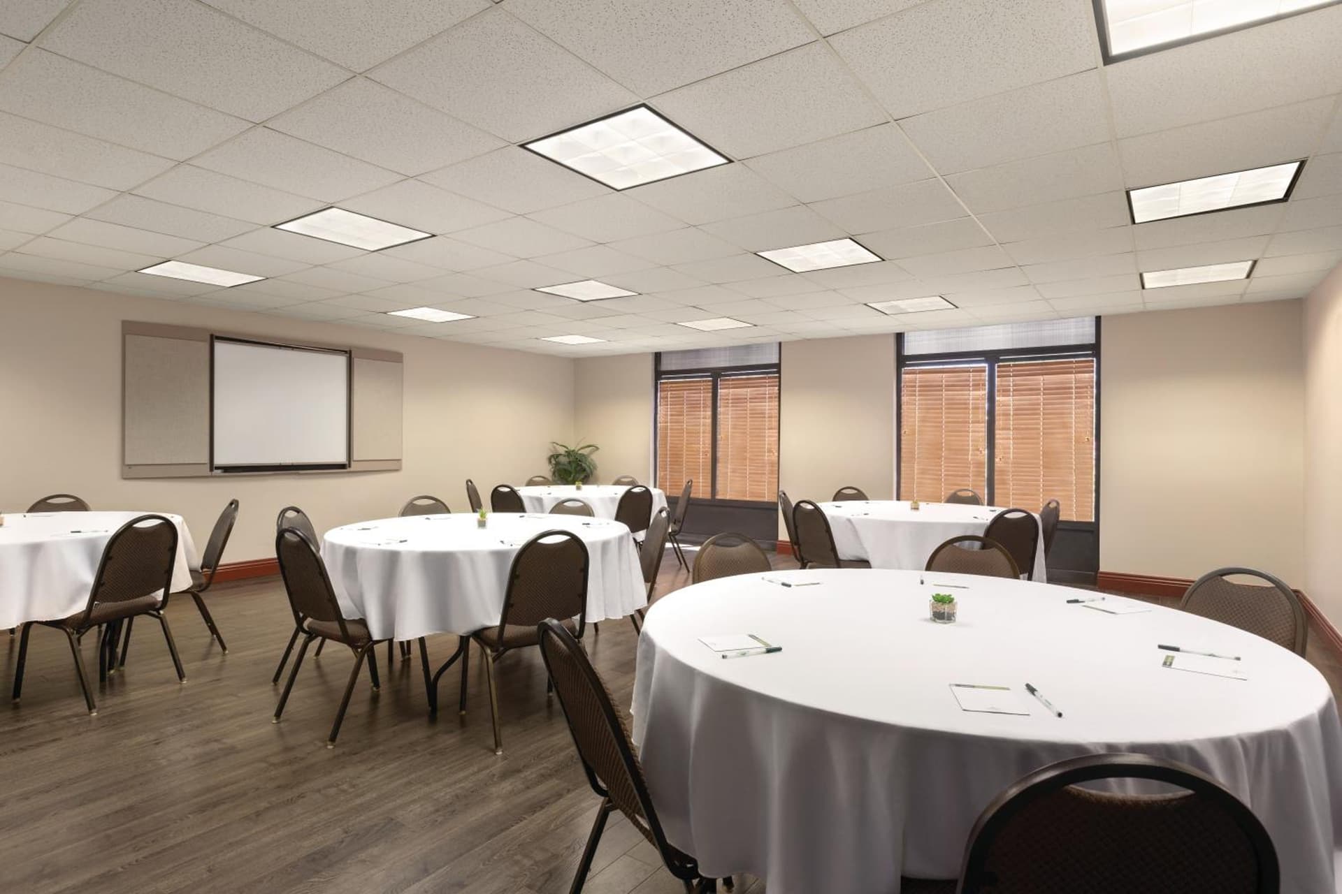 Wingate By Wyndham Montgomery gallery photo in Montgomery, AL — image 28